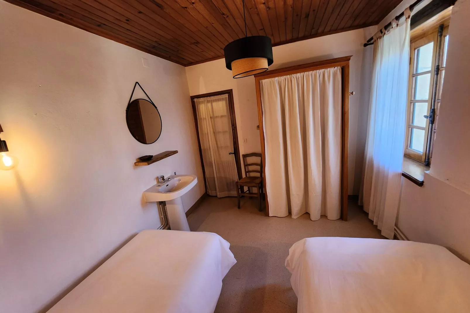 Maison Tamniès-Slaapkamer