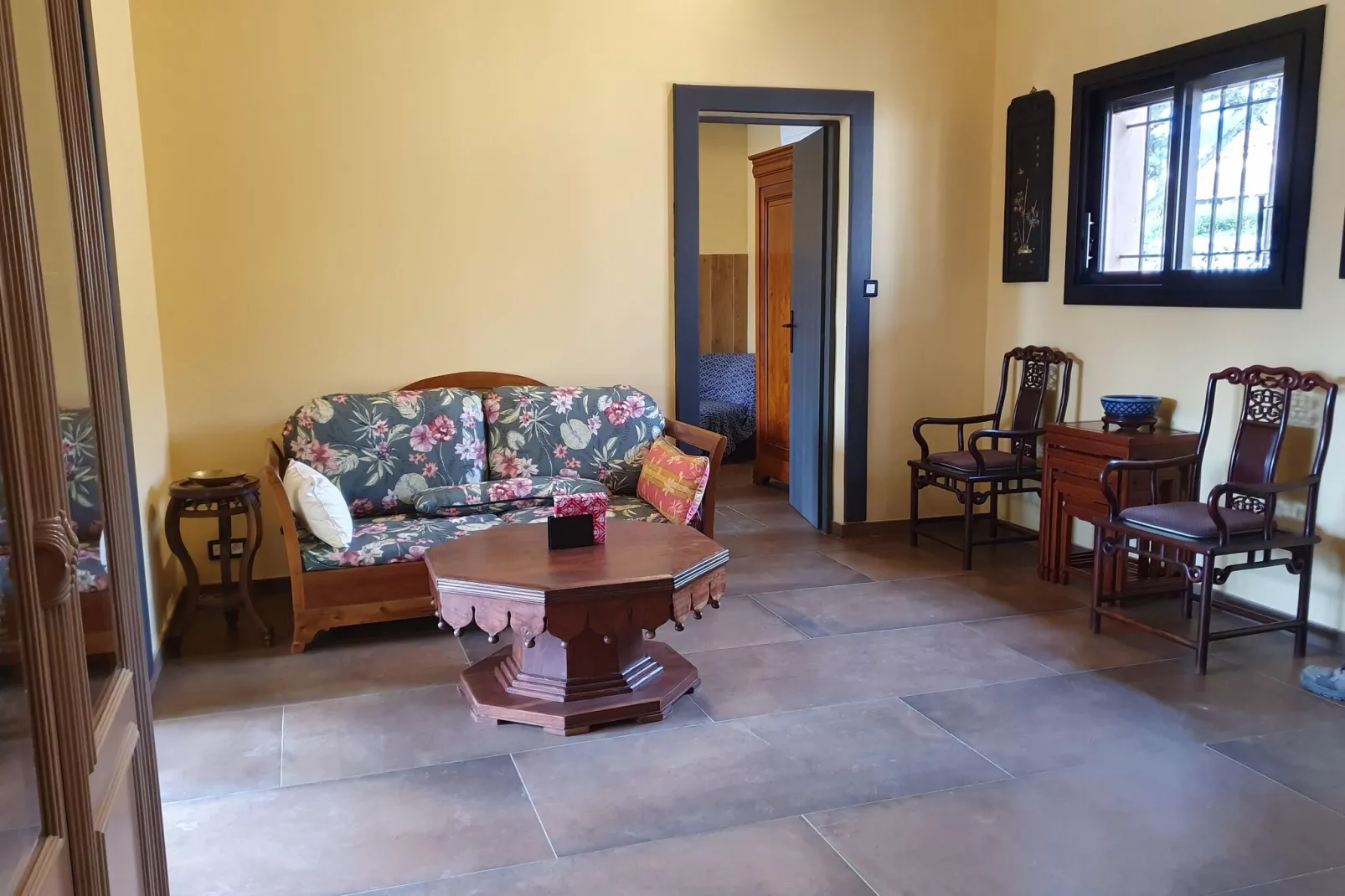 VILLA JEN'UKA-Woonkamer