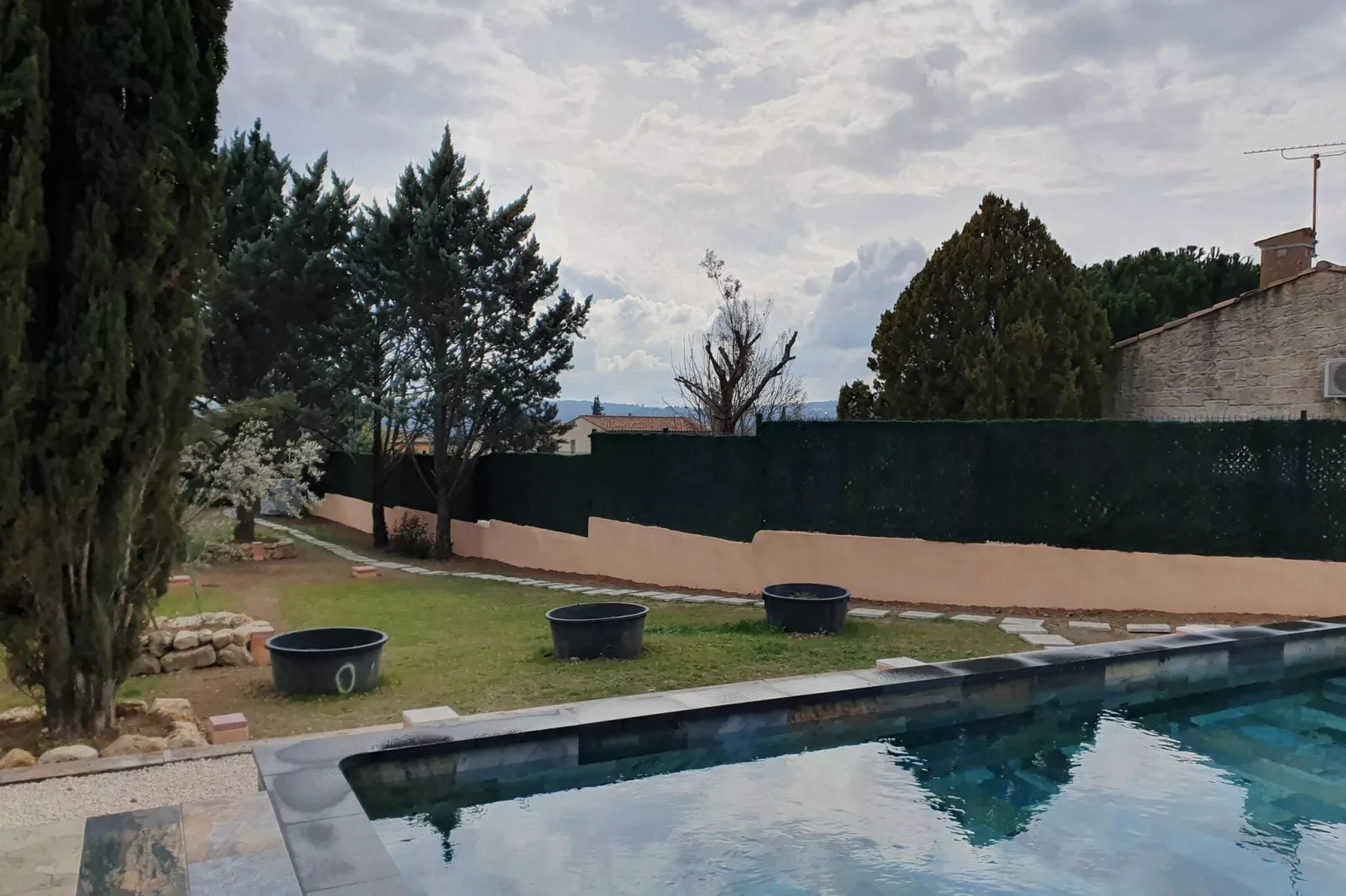 VILLA JEN'UKA-Zwembad