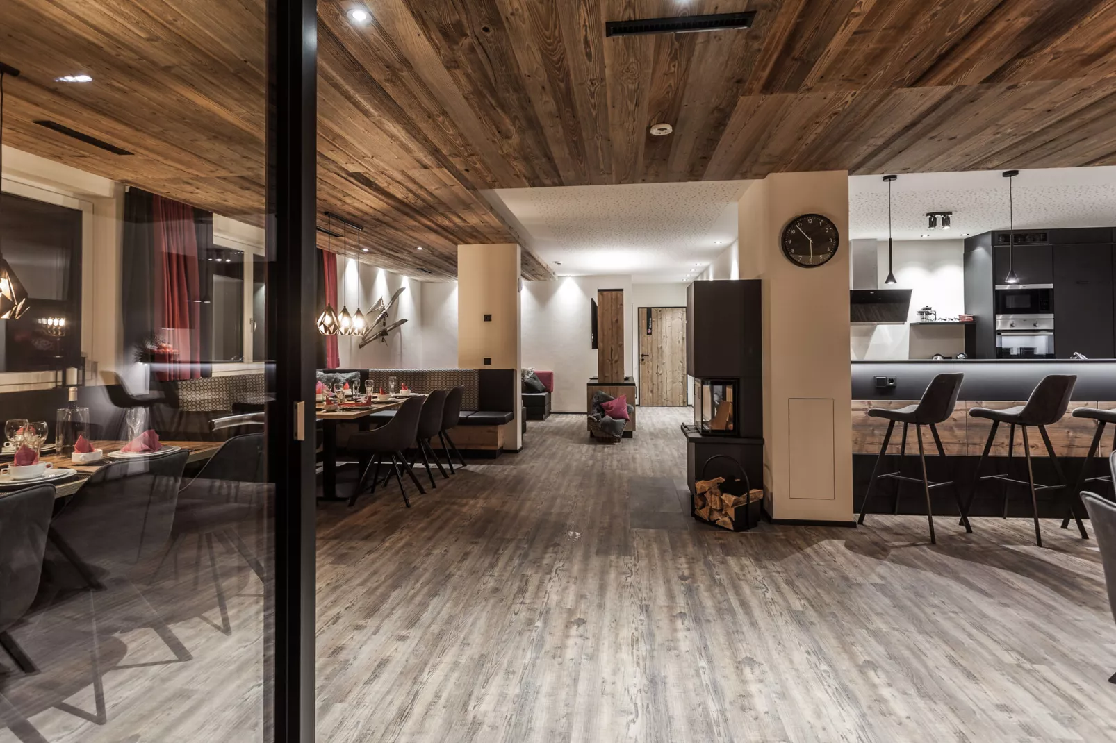 Luxurious Montafon Chalet S 1-Keuken