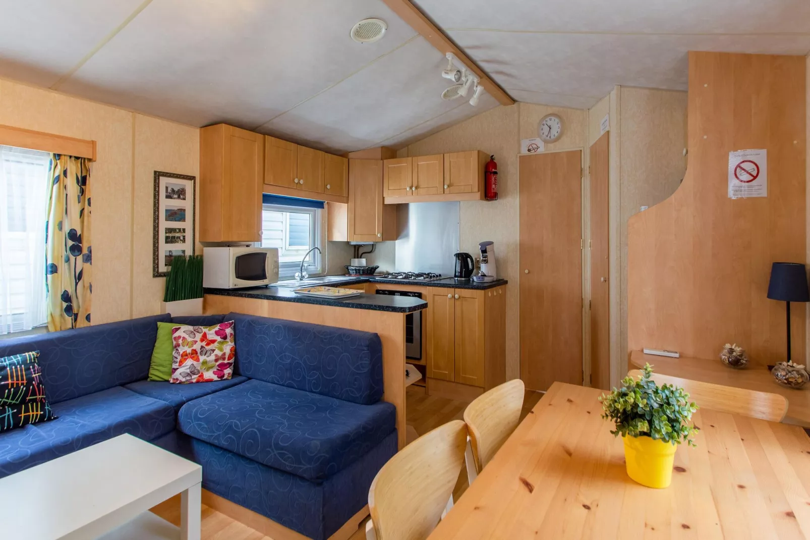 Mobilhome Valrose-Woonkamer