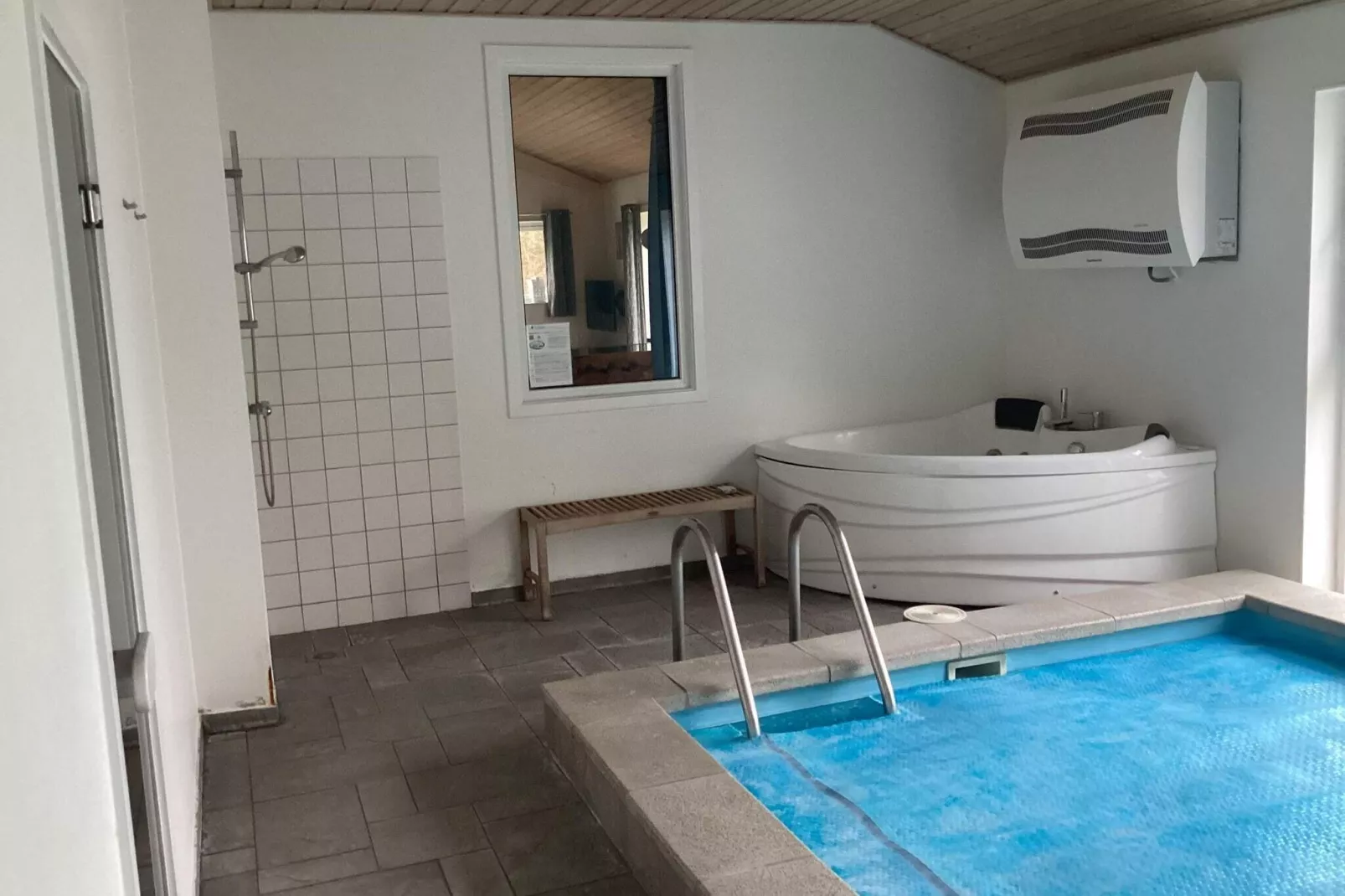 12 persoons vakantie huis in Rødby-By Traum-Zwembad