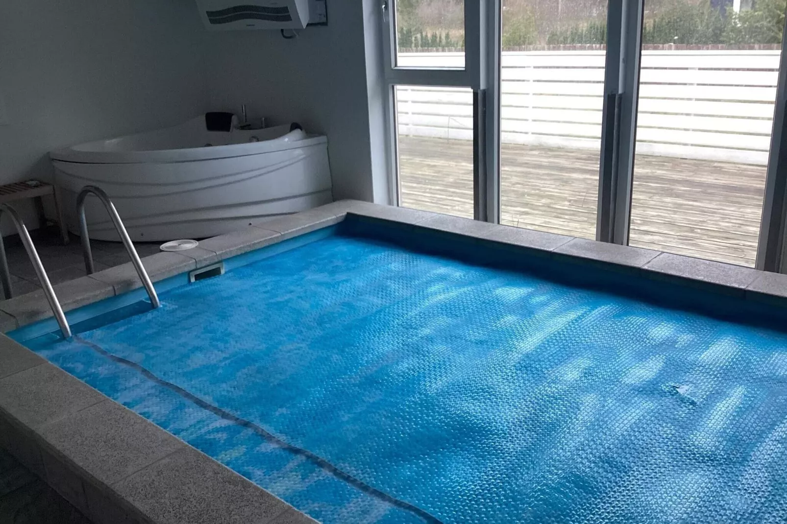 12 persoons vakantie huis in Rødby-By Traum-Zwembad