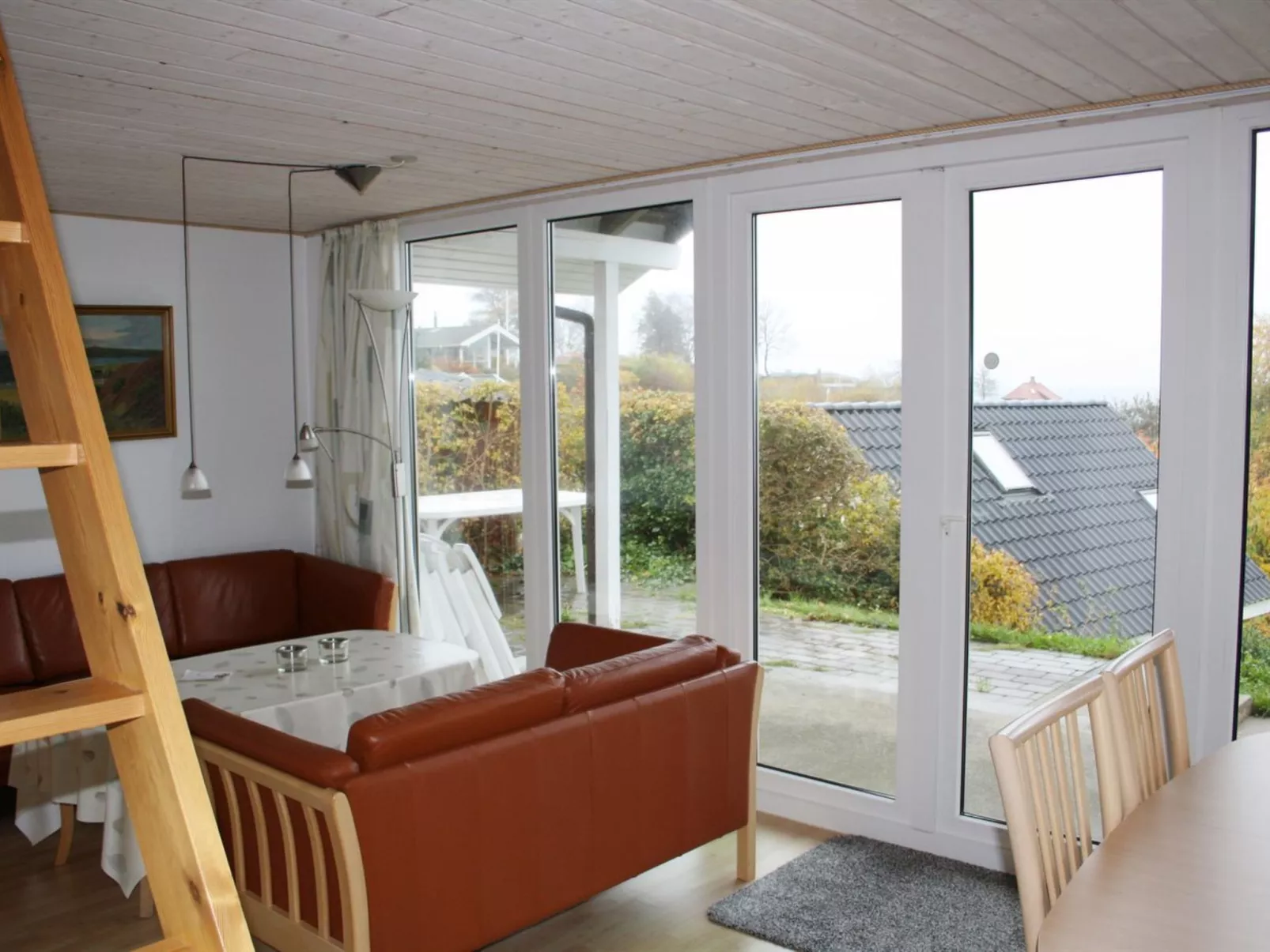 "Erene" - 100m from the sea-Binnen