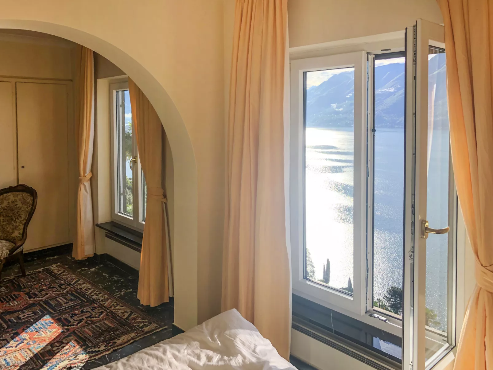 Panorama Lakeview Lago Maggiore-Binnen