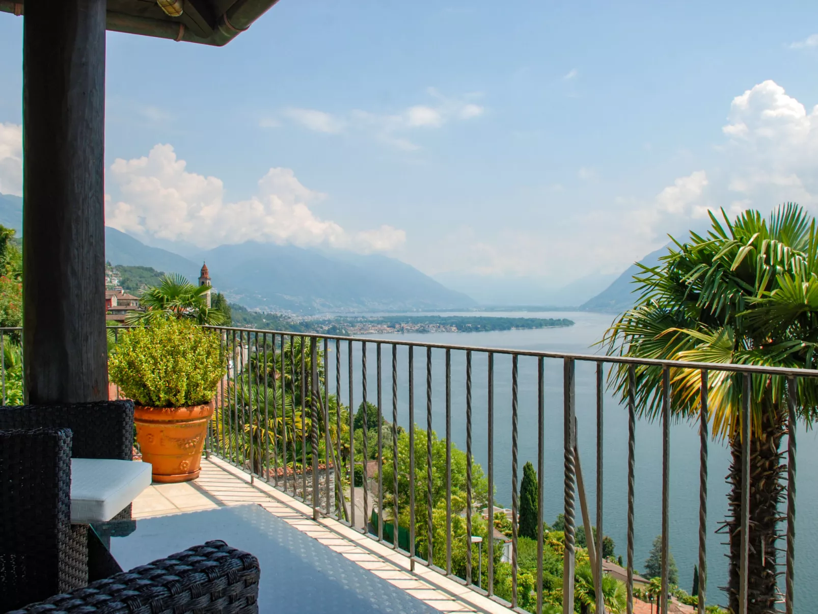 Panorama Lakeview Lago Maggiore-Buiten
