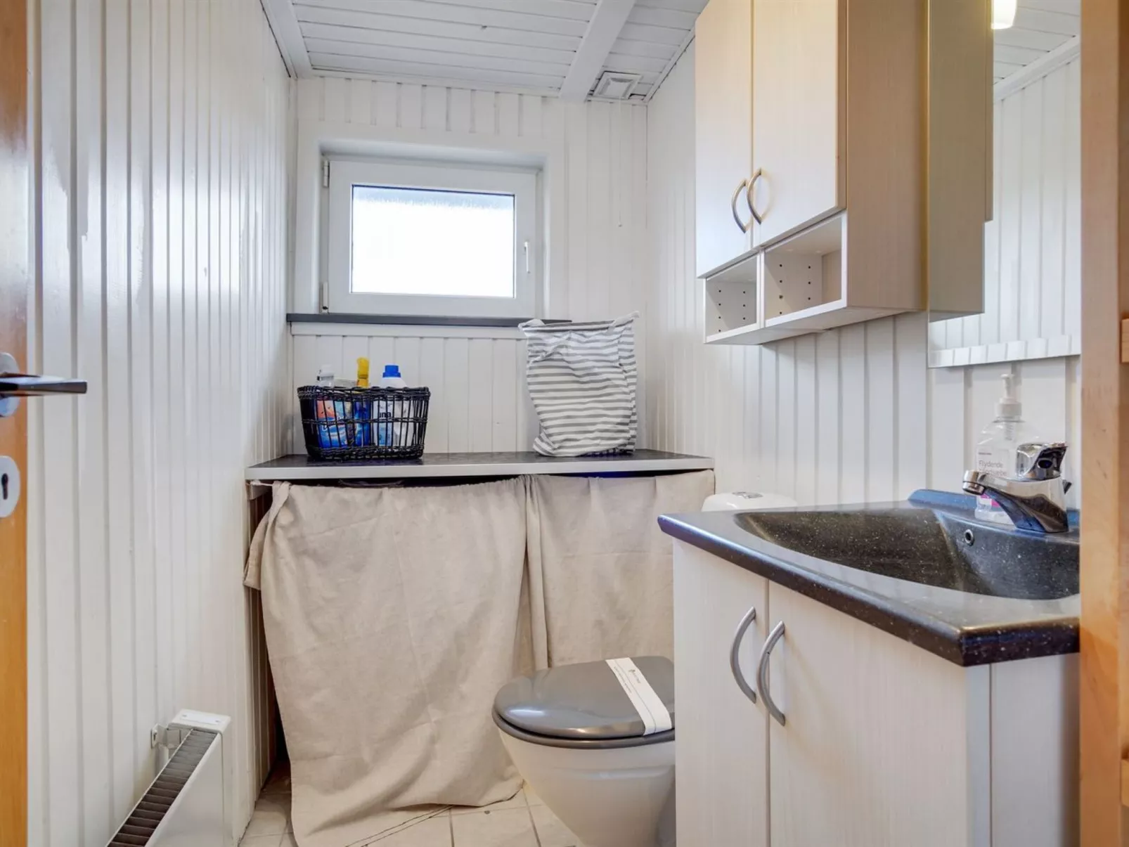 "Ailika" - 300m from the sea-Binnen
