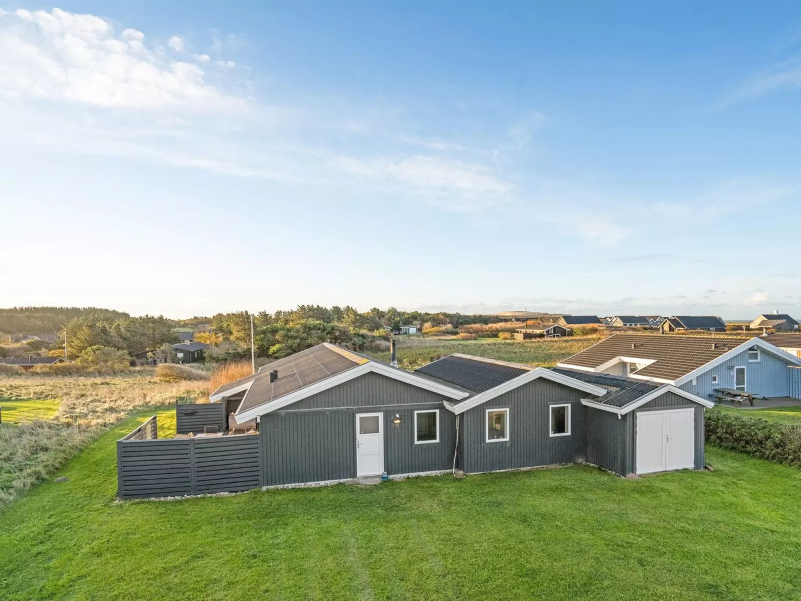 "Ailika" - 300m from the sea-Buiten