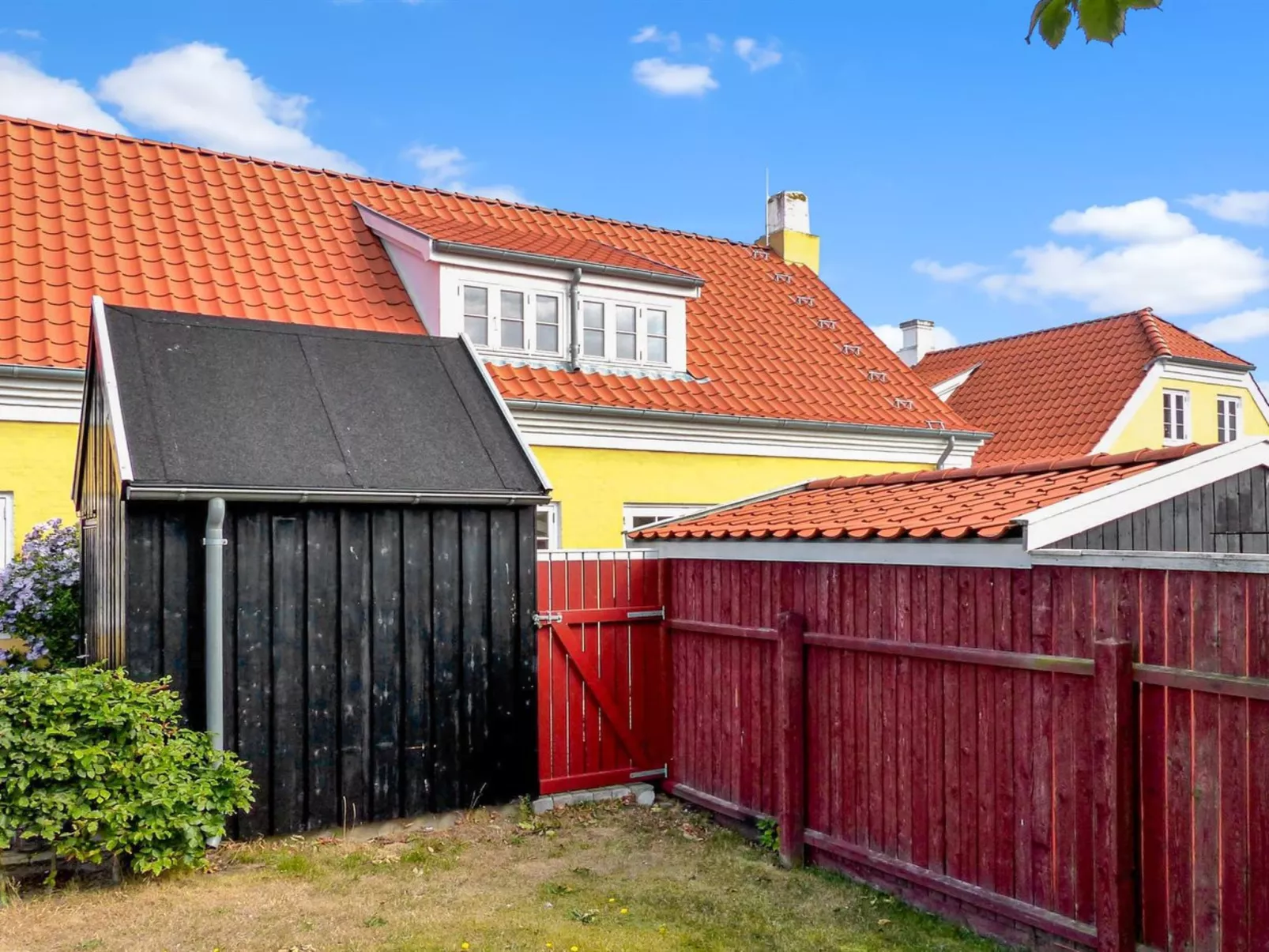 "Tuulia" - 1.1km from the sea-Buiten