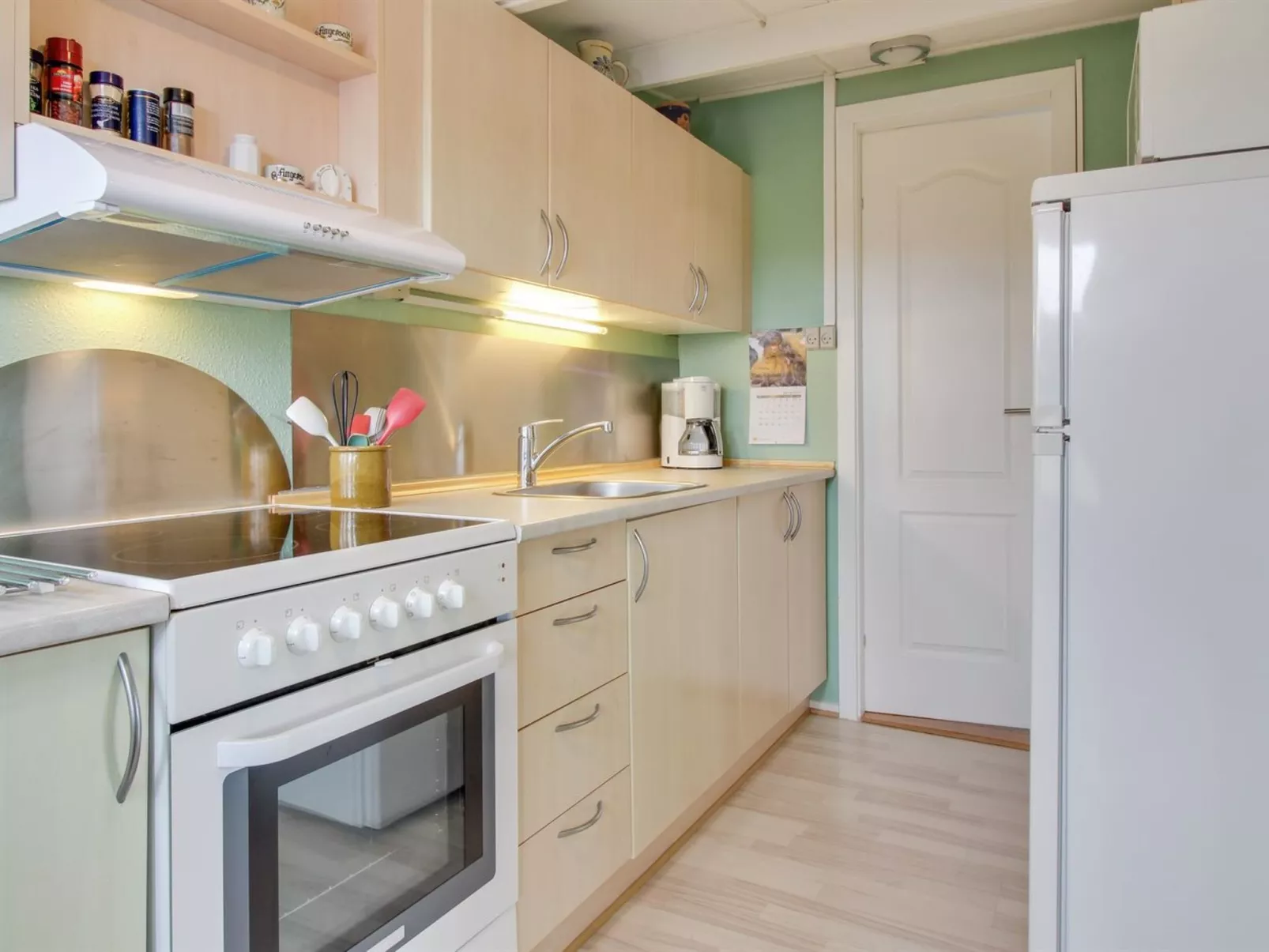 "Luiza" - 300m from the sea-Binnen