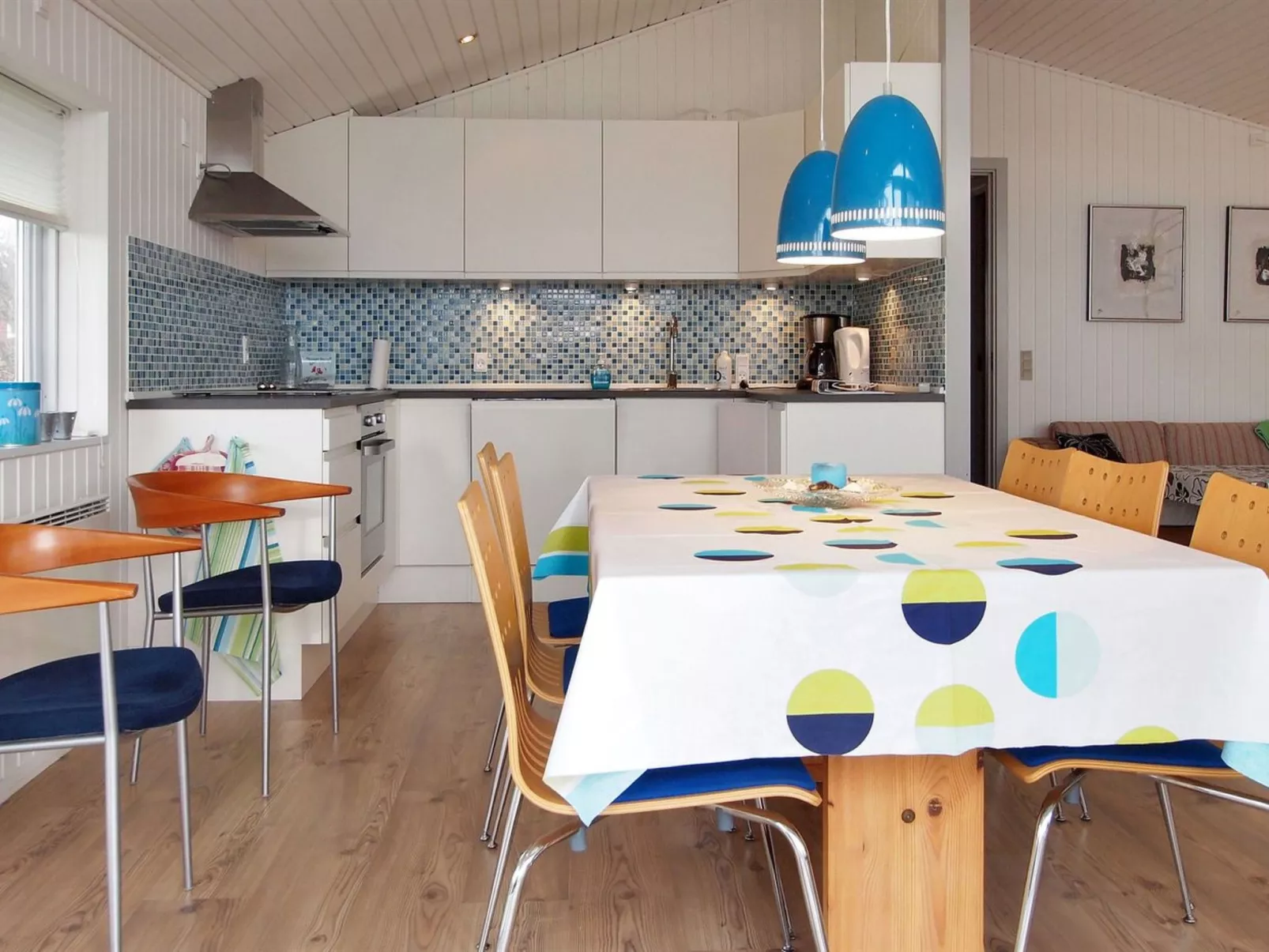 "Wrange" - 150m from the sea-Binnen