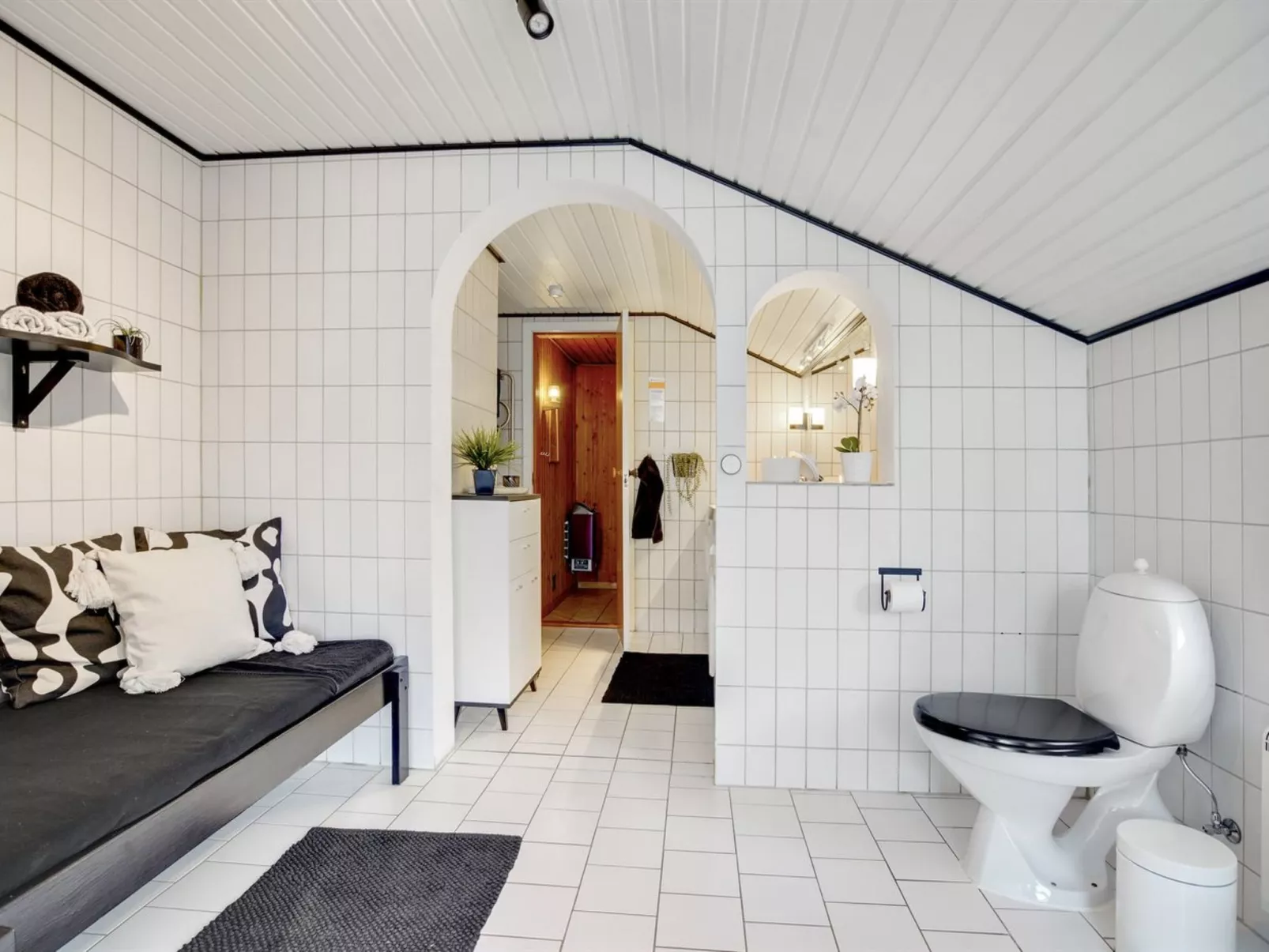 "Elayne" - 3km from the sea-Binnen