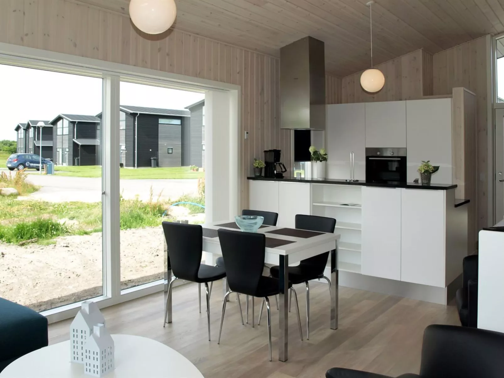 "Enevold" - 900m from the sea in NE Jutland-Binnen
