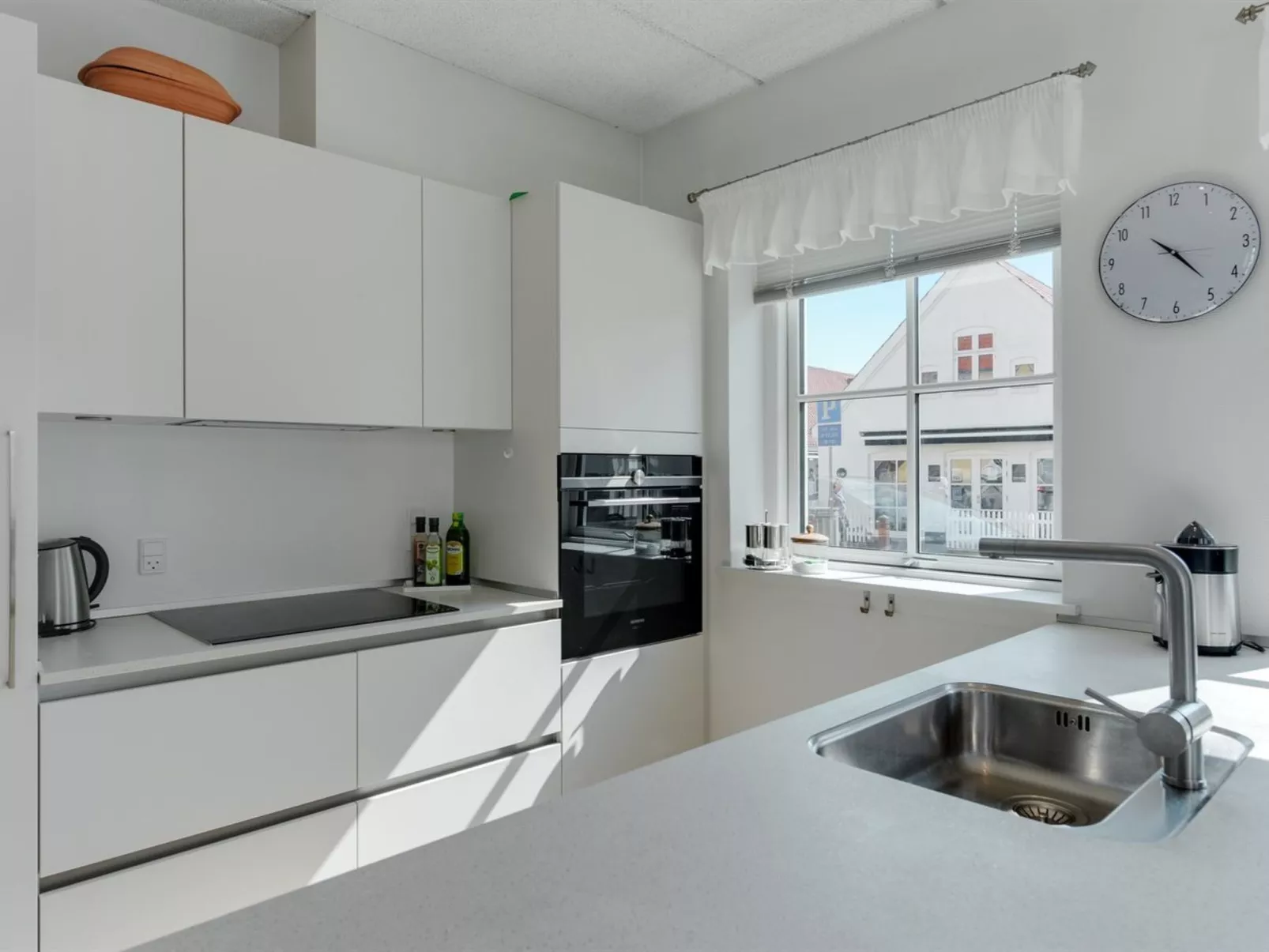 "Cornel" - 290m from the sea-Binnen