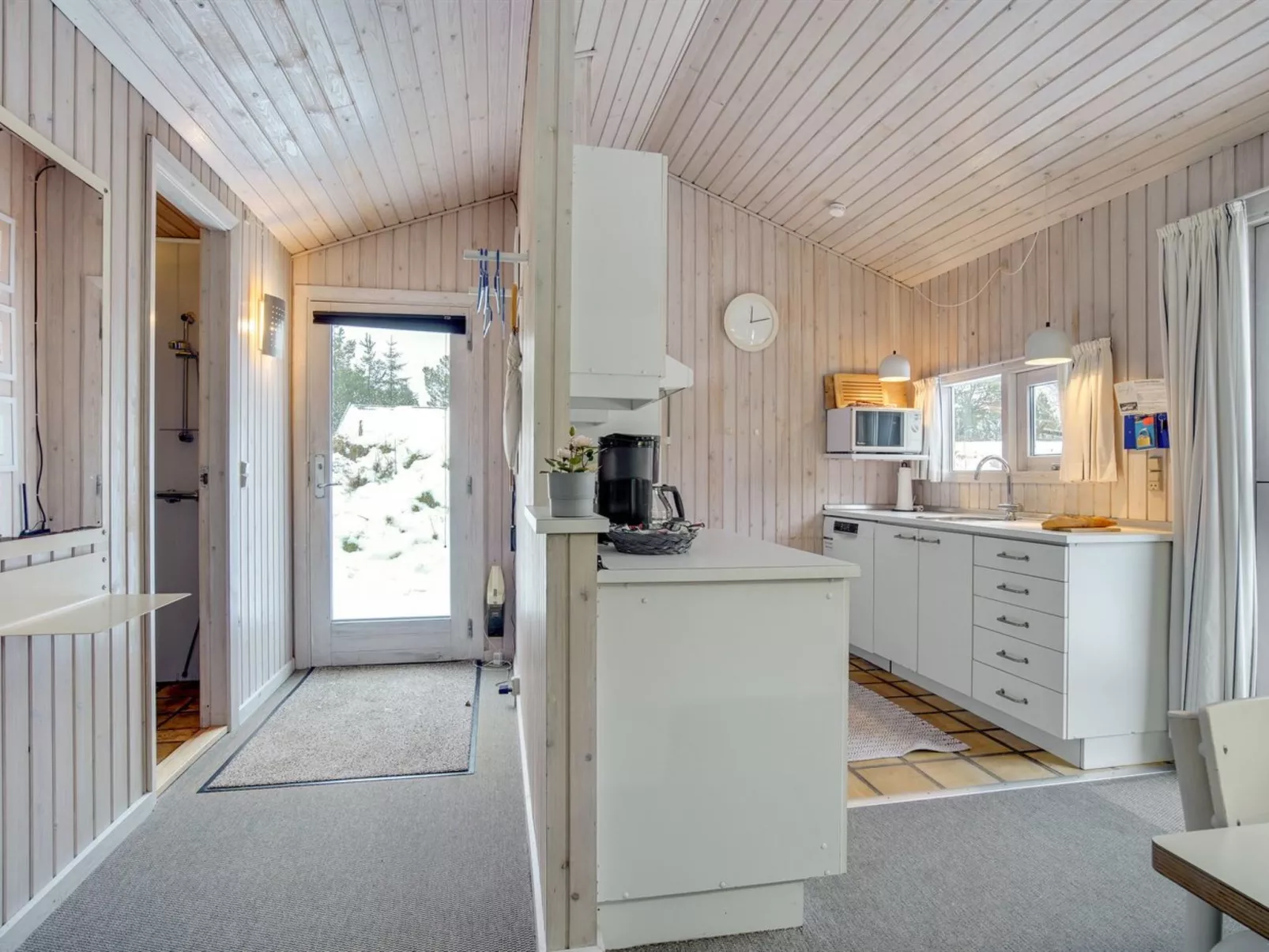 "Vlatko" - 2.9km from the sea-Binnen