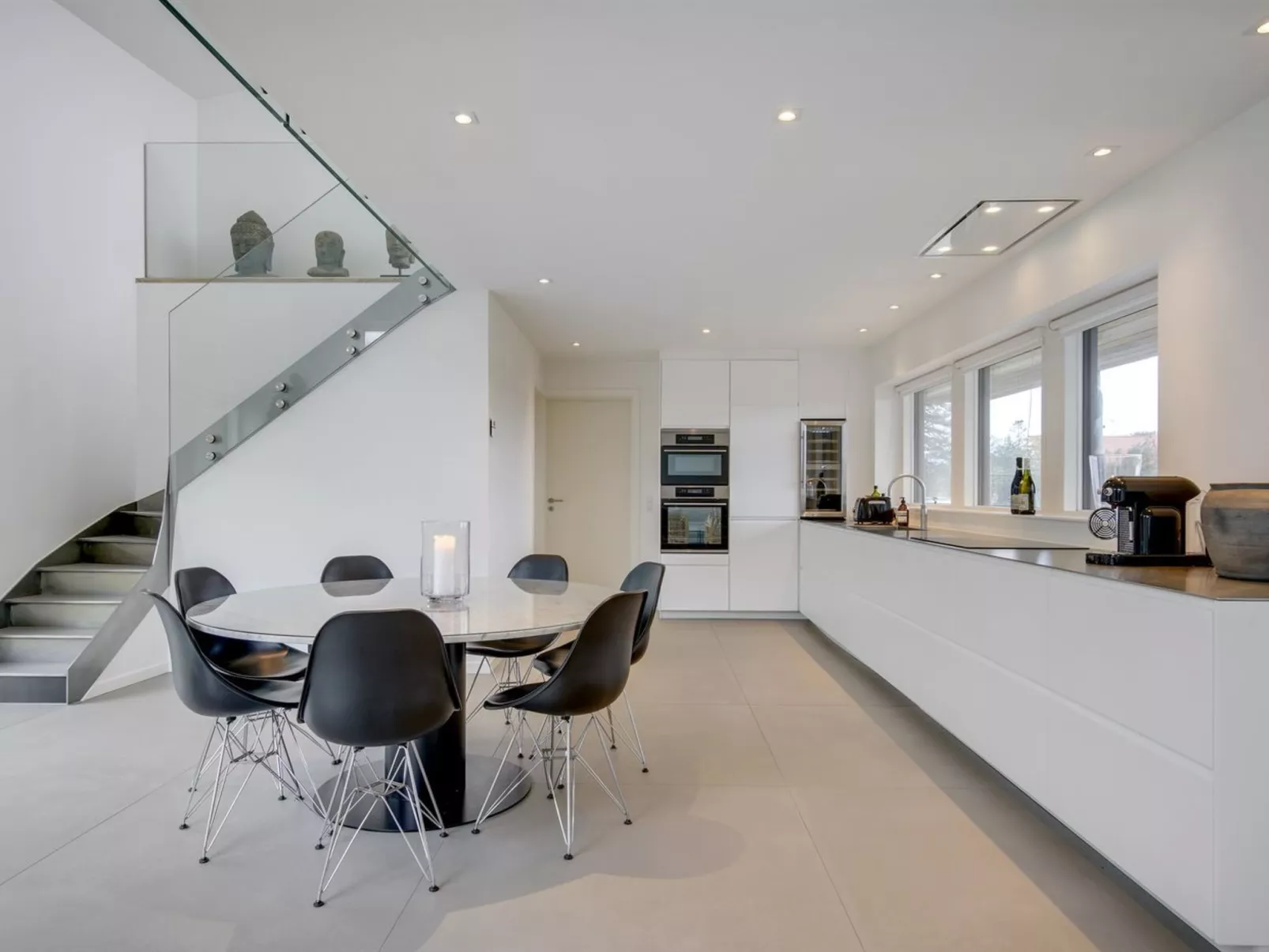 "Ebke" - 70m from the sea-Binnen