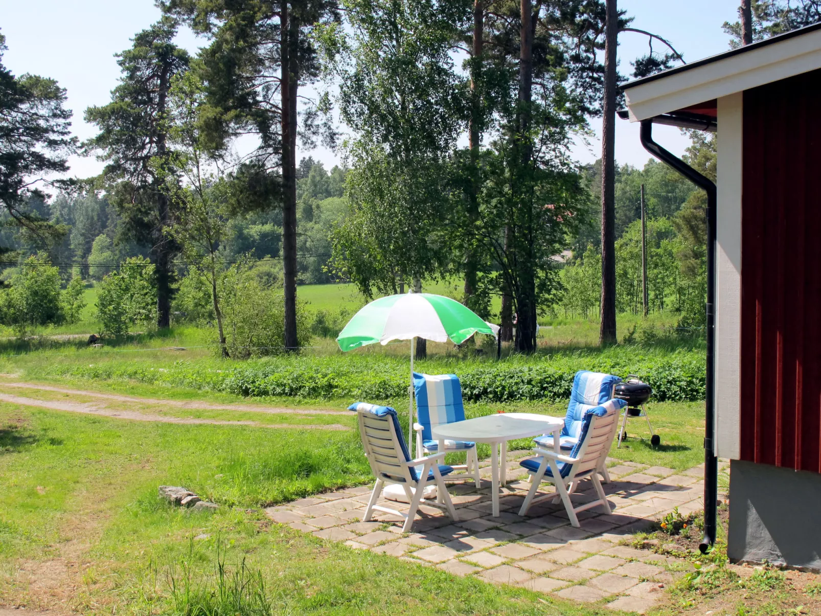 Lindby Karneolen-Buiten