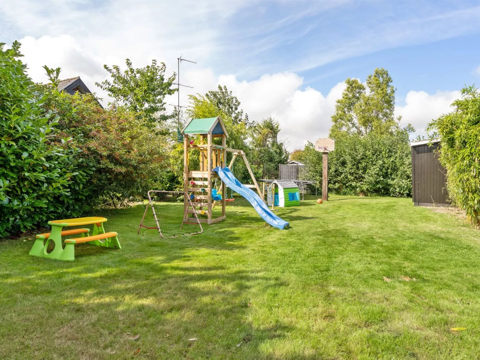 "Peer" - 600m from the sea-Buiten