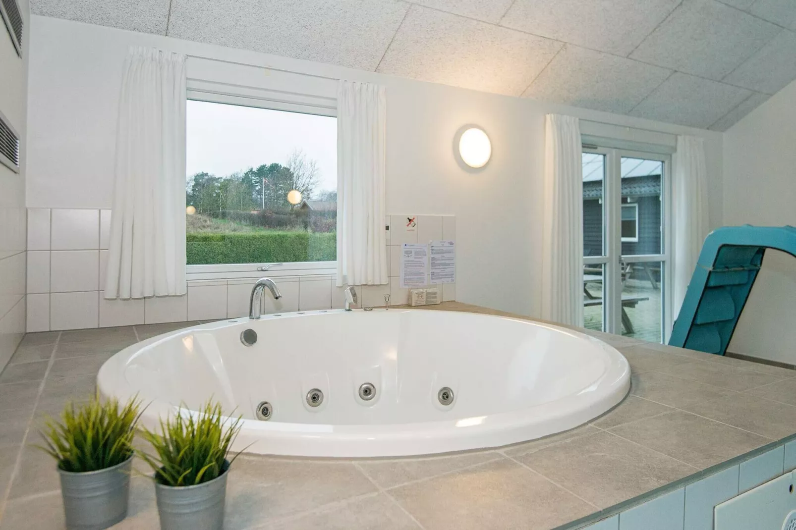 Luxe retraite met zwembad -- By Traum Ferienwohnungen-Spa