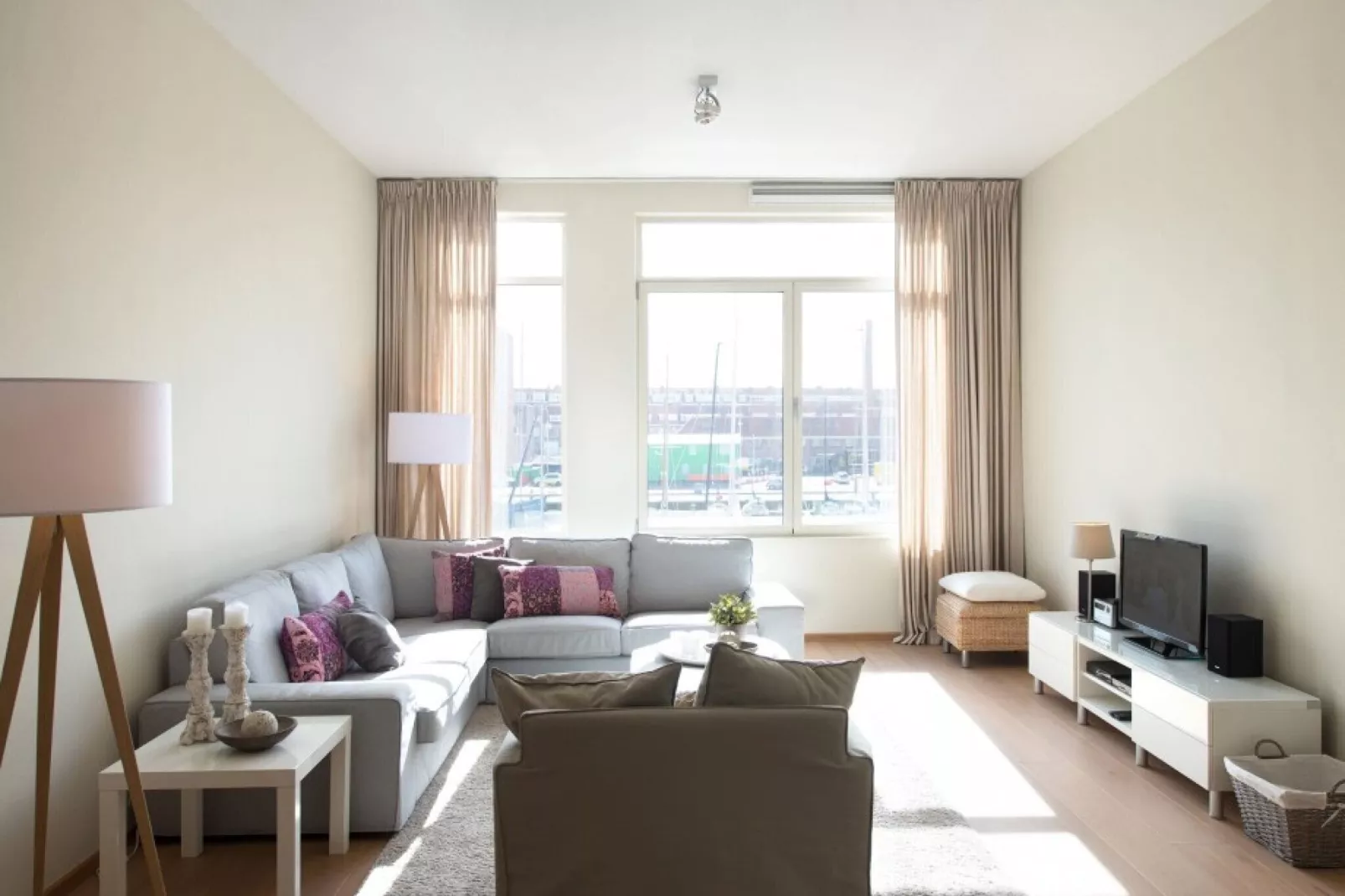 Scheveningen Harbour 16B-Woonkamer