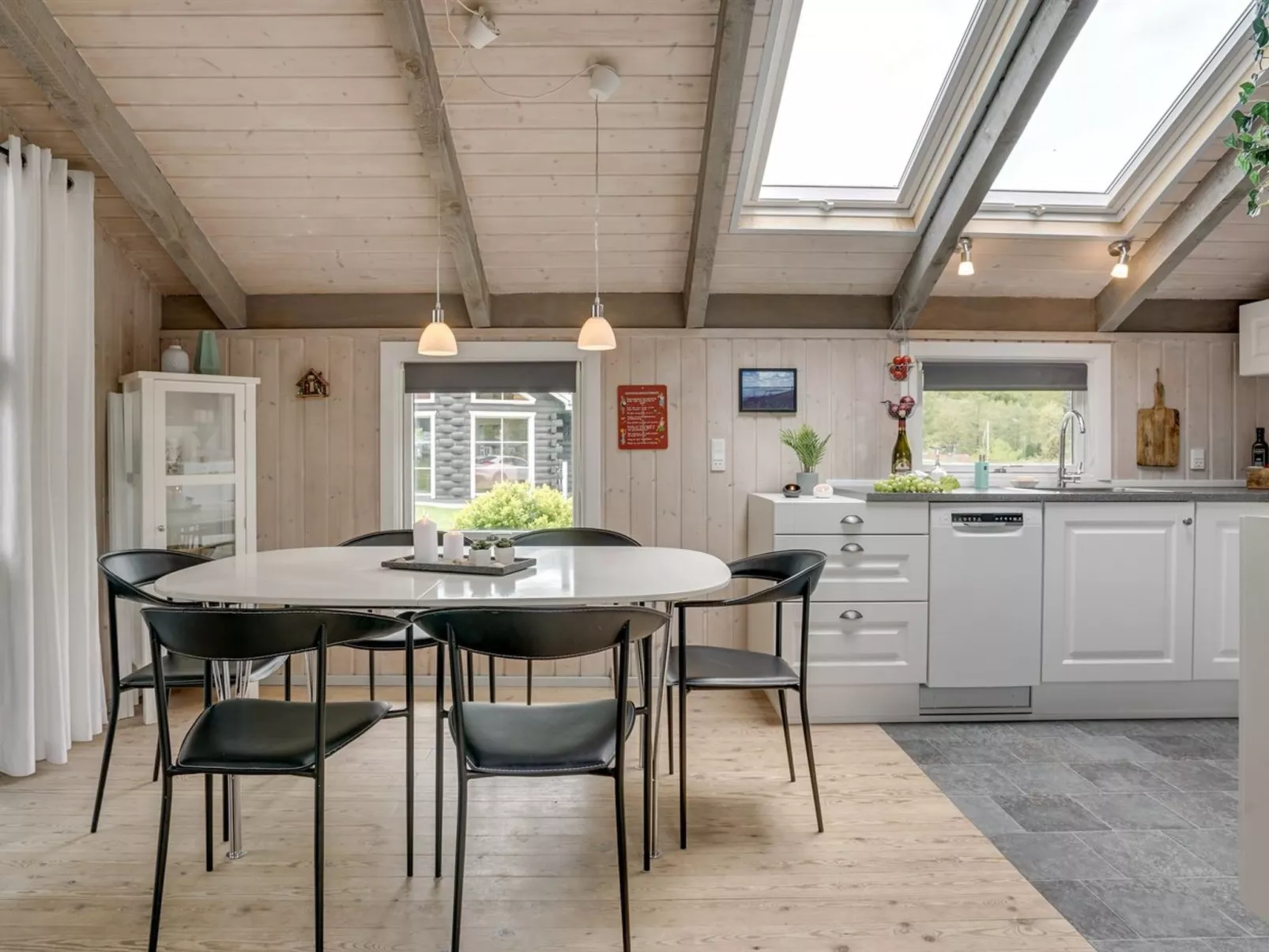 "Withi" - 400m from the sea-Binnen