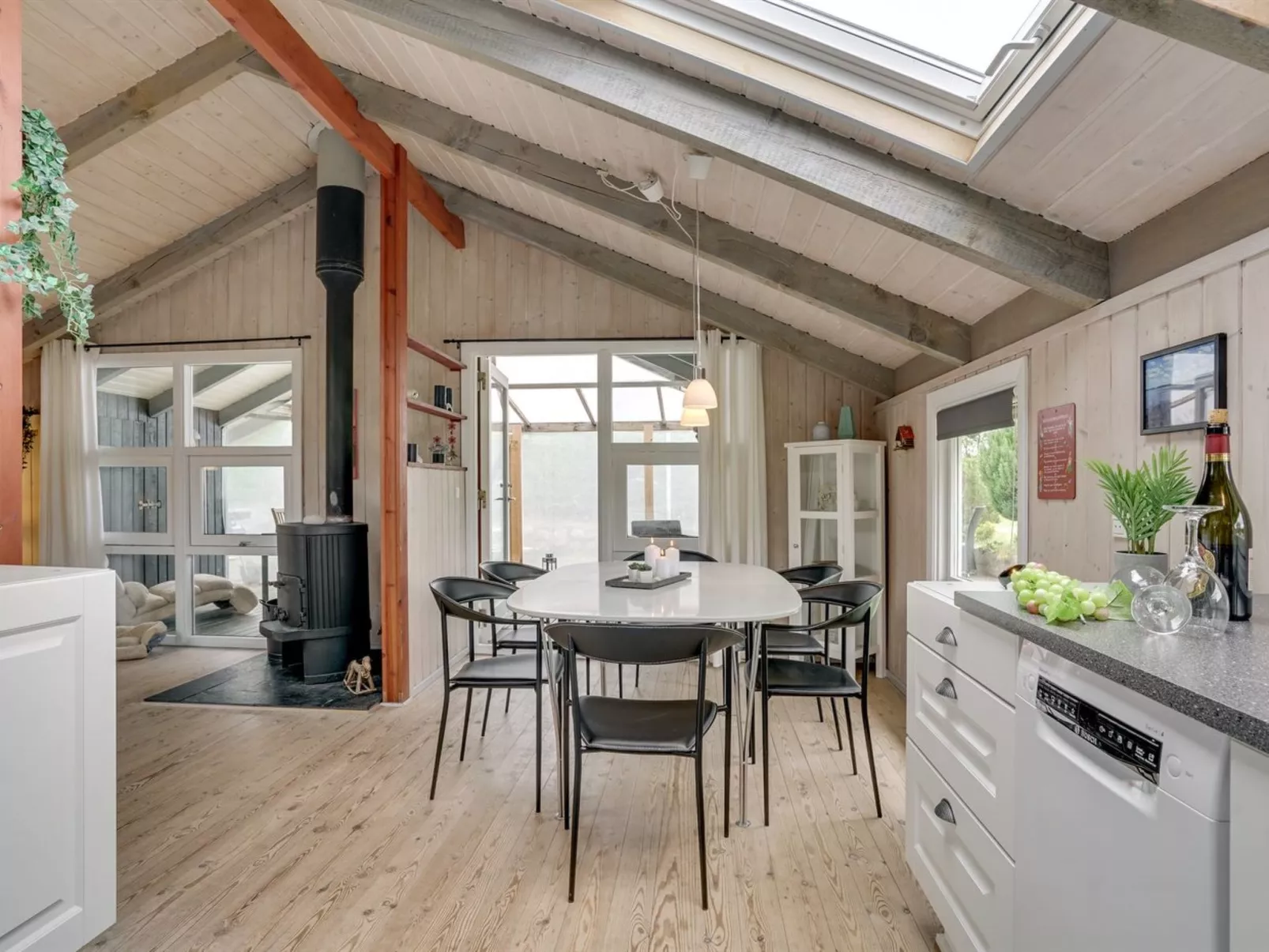 "Withi" - 400m from the sea-Binnen