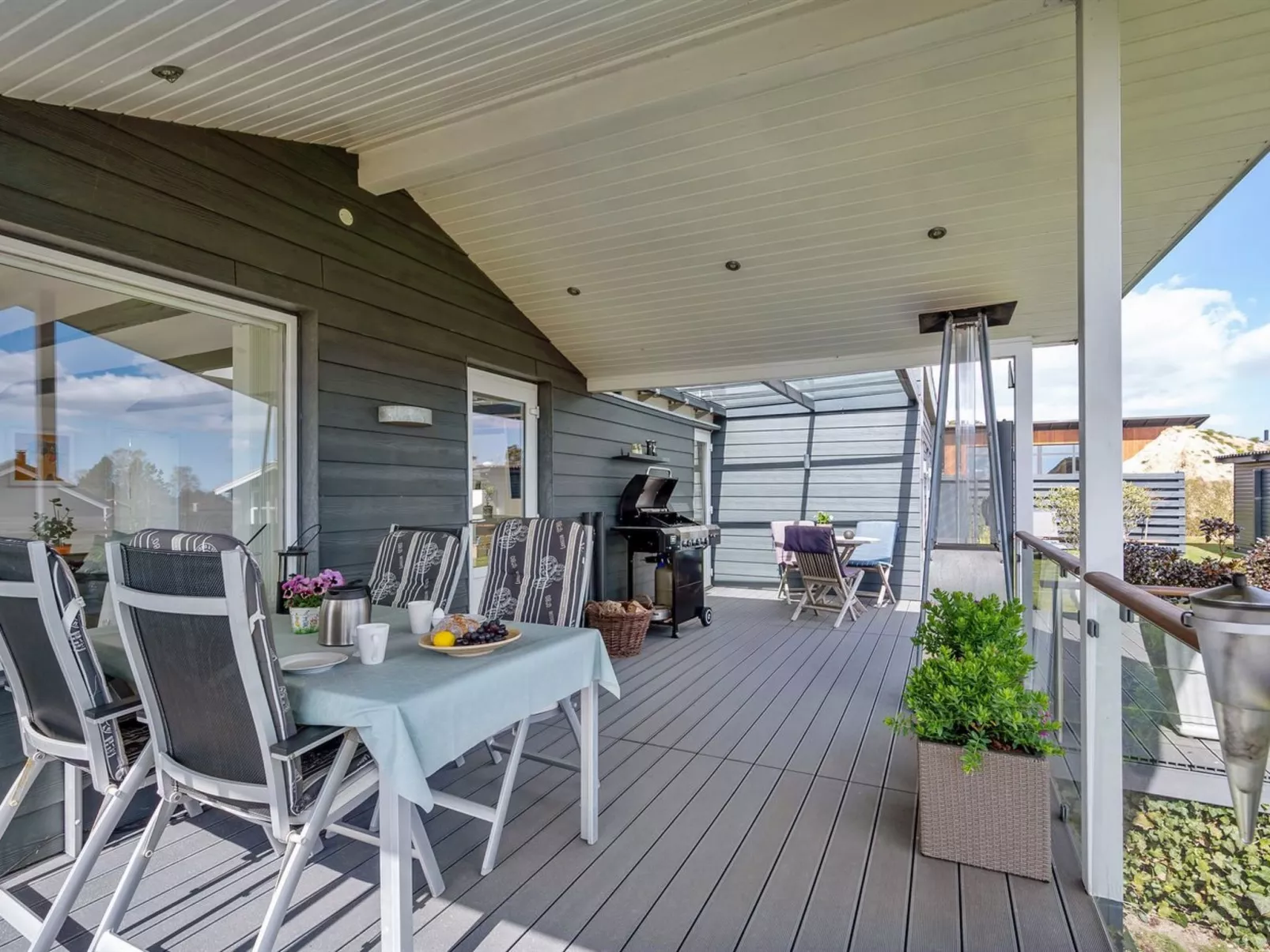 "Kuno" - 300m from the sea-Buiten