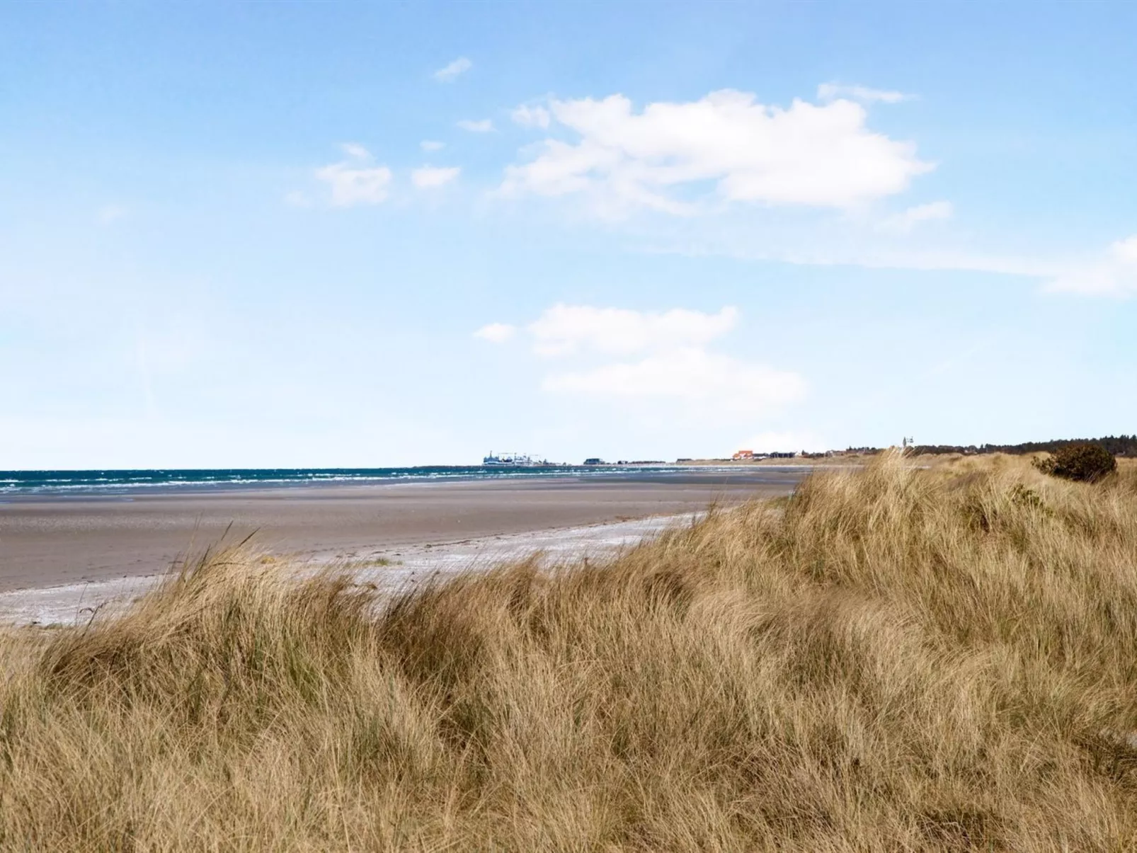"Tumi" - 700m from the sea-Binnen