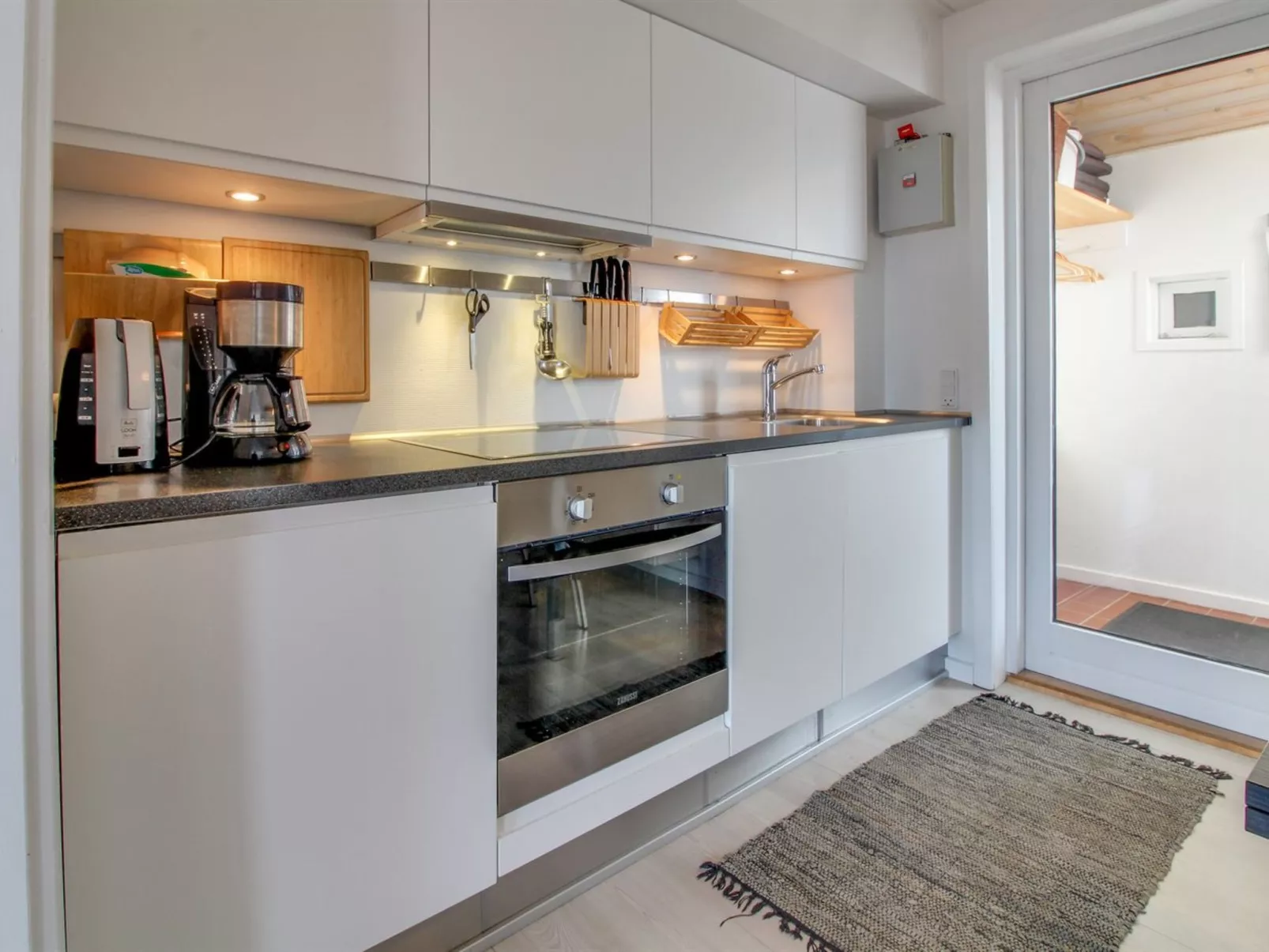 "Maarit" - 2.3km from the sea-Binnen