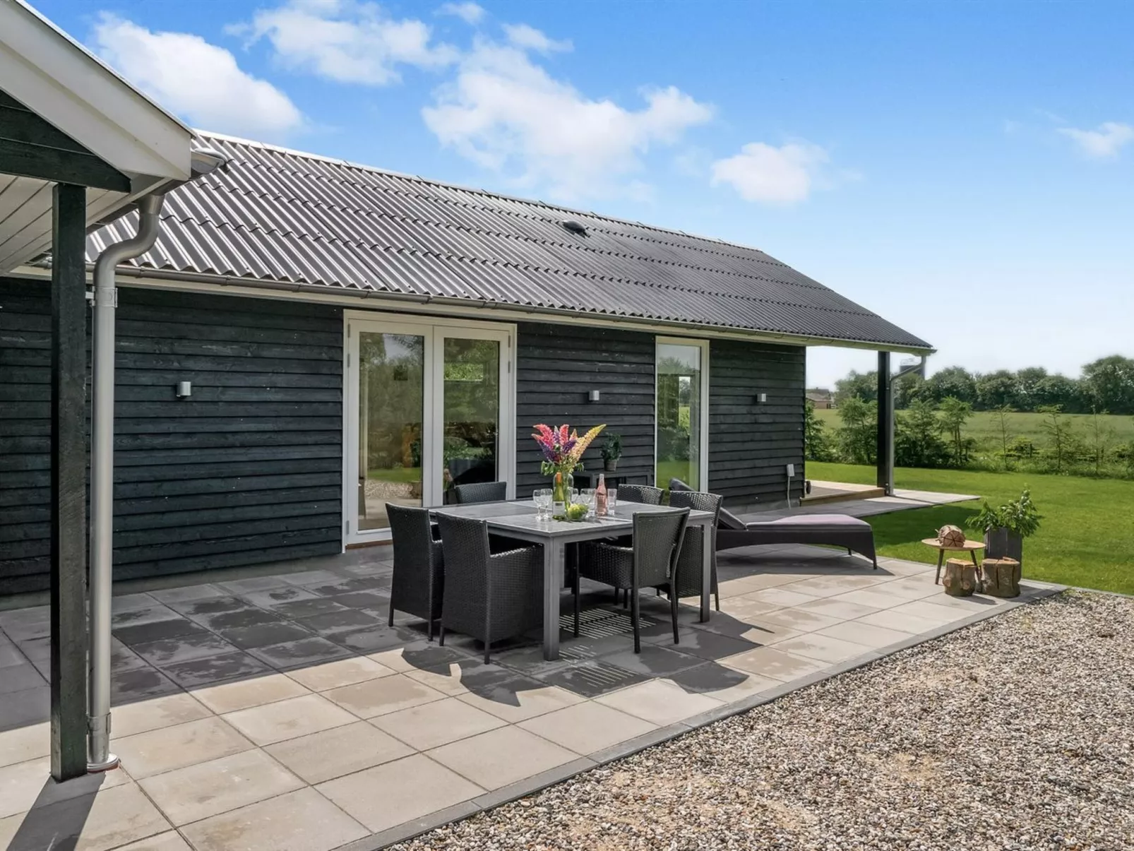 "Cholena" - 700m from the sea-Buiten