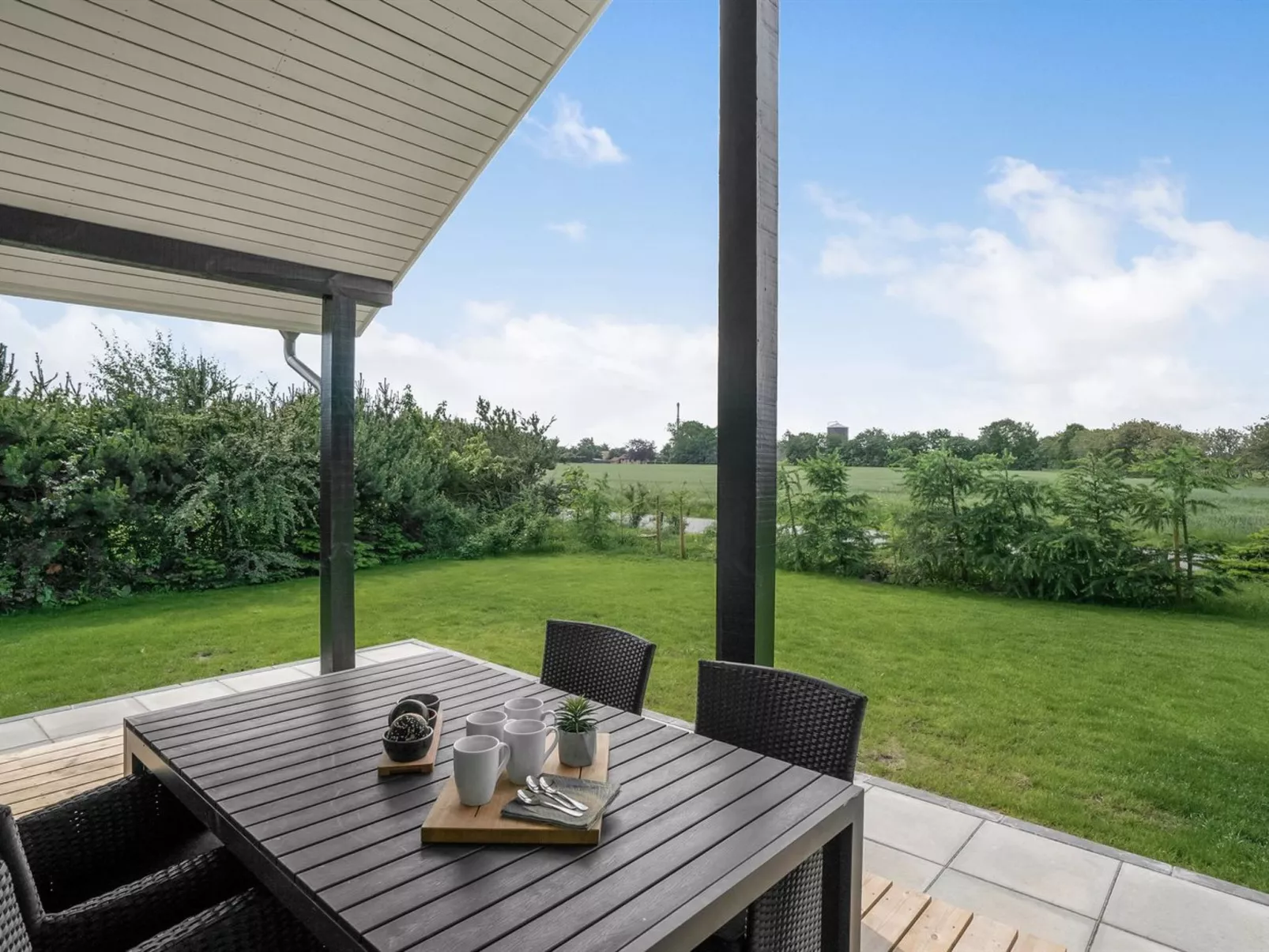 "Cholena" - 700m from the sea-Buiten