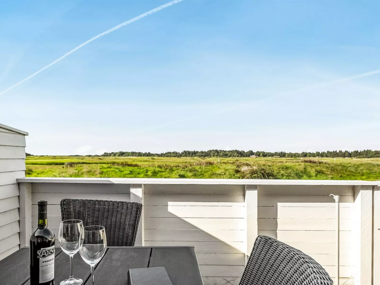 "Maarit" - 2.3km from the sea-Buiten