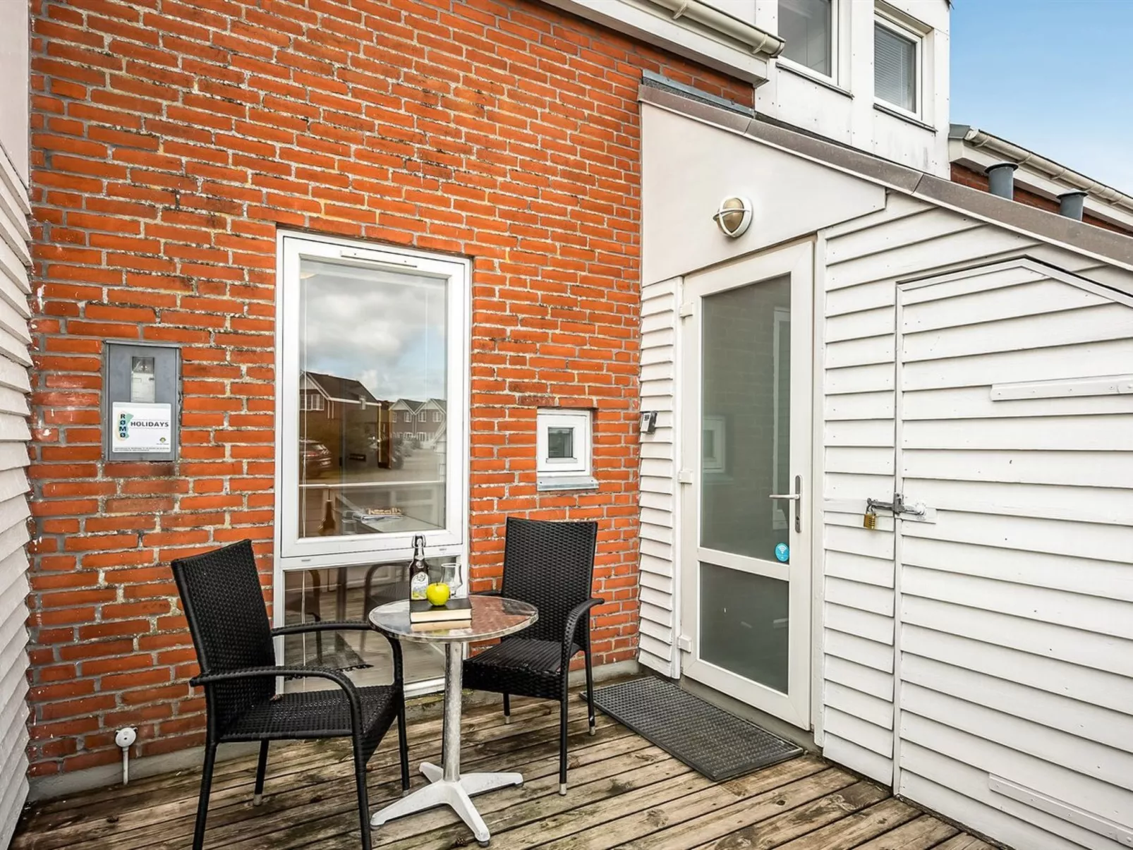 "Maarit" - 2.3km from the sea-Binnen