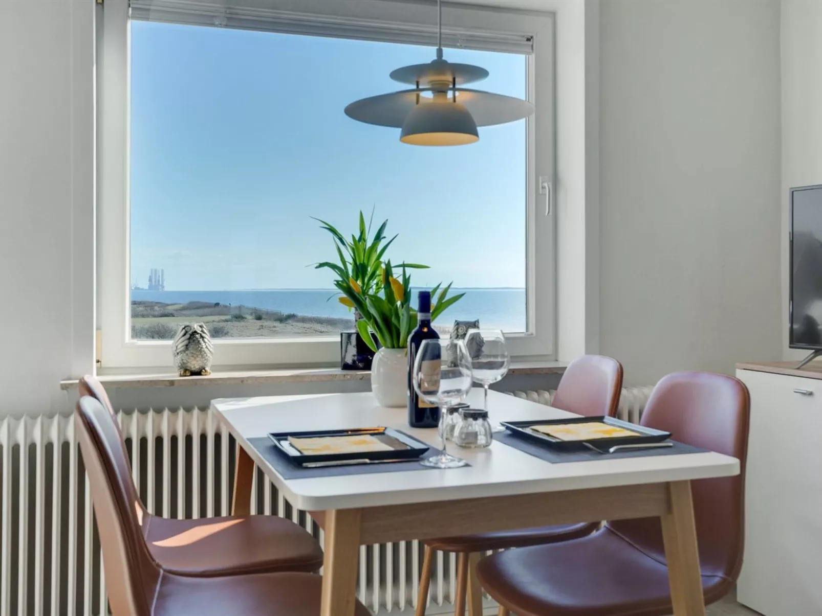 "Herkko" - 25m from the sea-Binnen