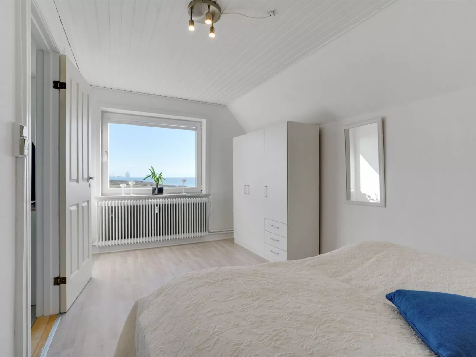"Herkko" - 25m from the sea-Binnen