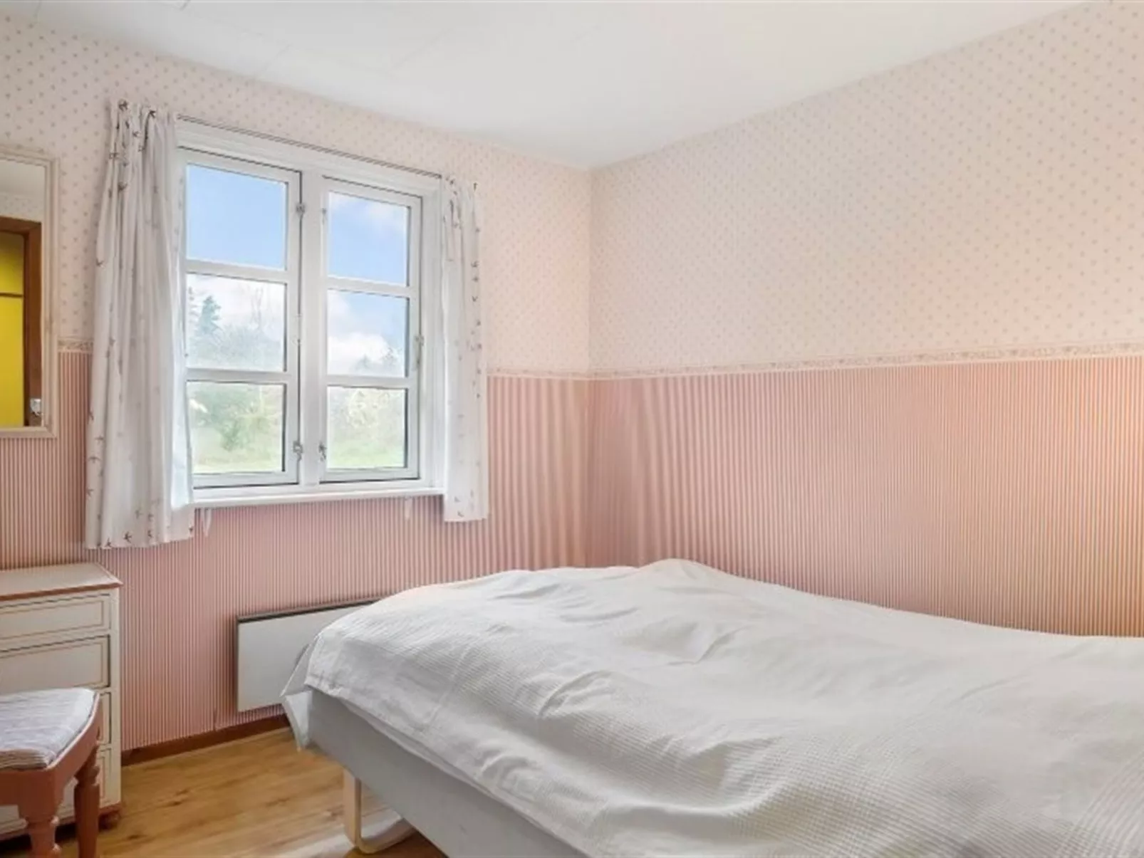 "Ingalise" - 500m from the sea-Binnen