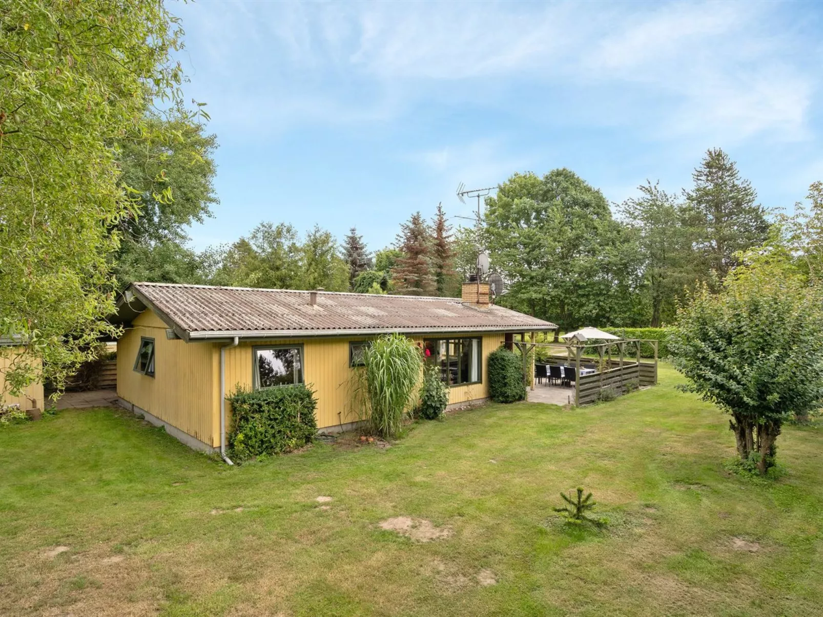 "Elif" - 400m from the sea-Buiten