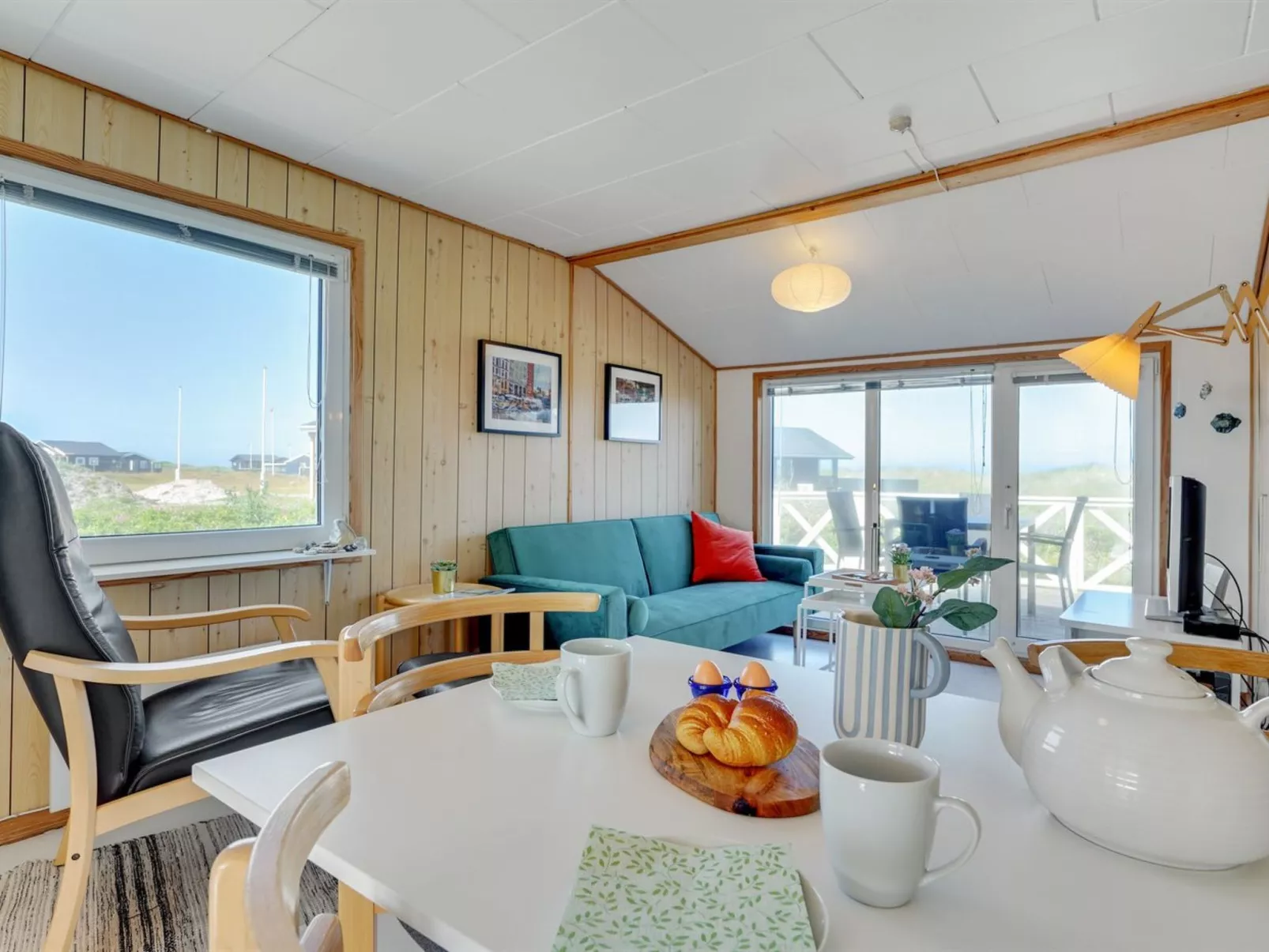 "Holger" - 50m from the sea-Binnen