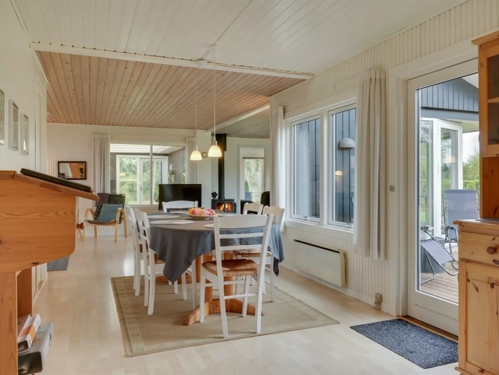 "Lirita" - 700m from the sea-Binnen