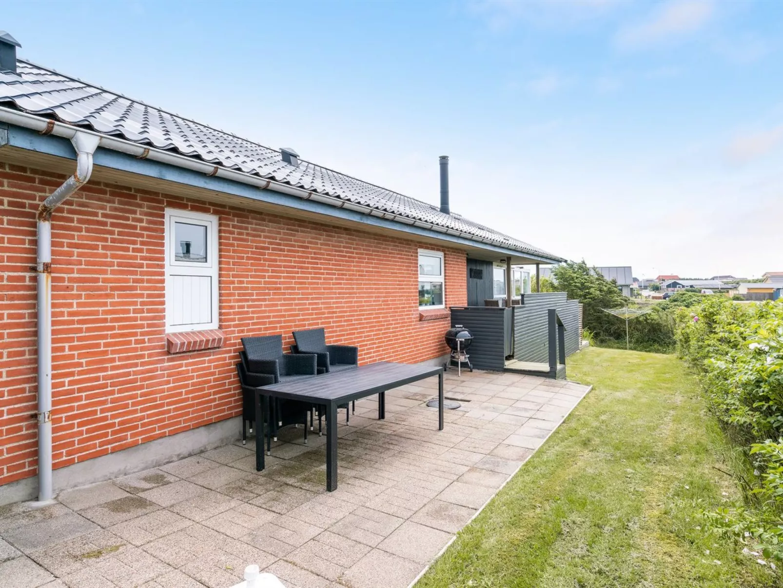 "Marlene" - 400m from the sea-Buiten