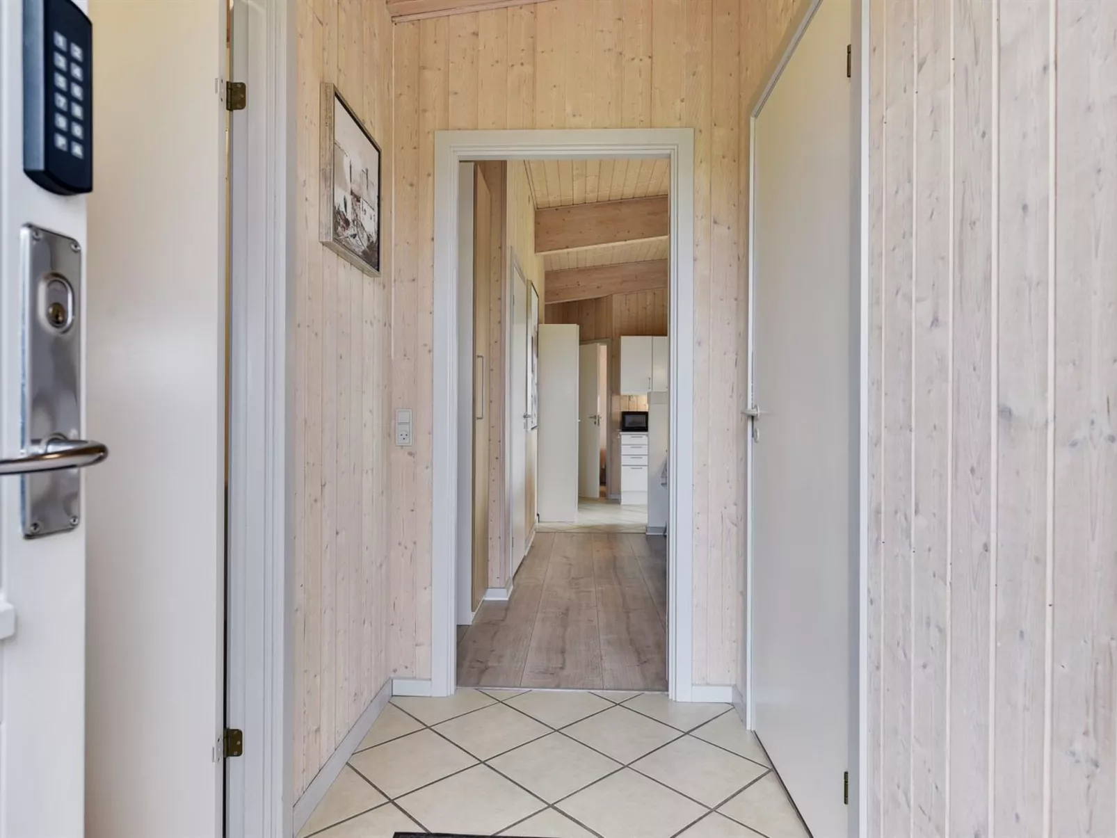 "Trinka" - 500m from the sea-Binnen