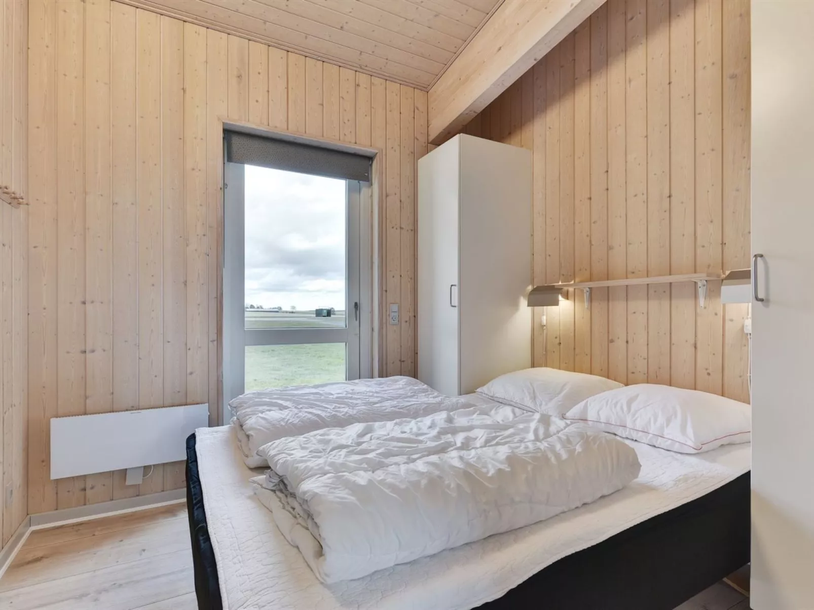 "Trinka" - 500m from the sea-Binnen