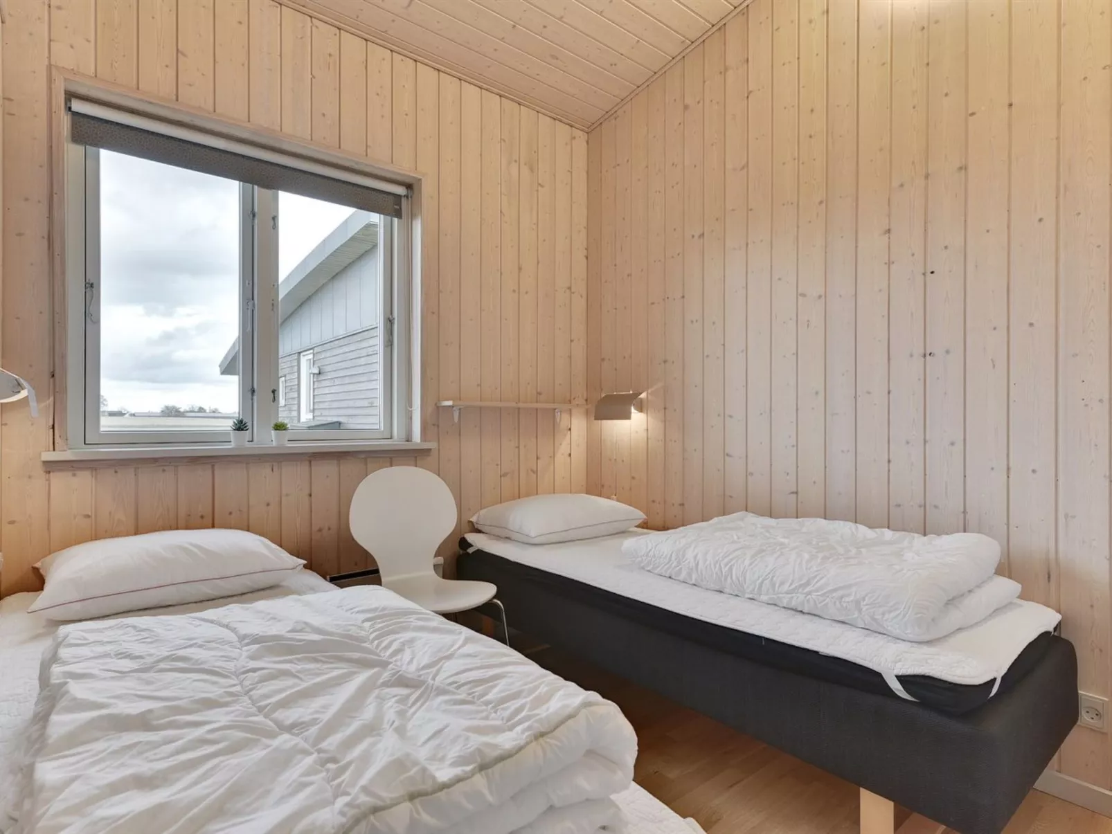 "Trinka" - 500m from the sea-Binnen
