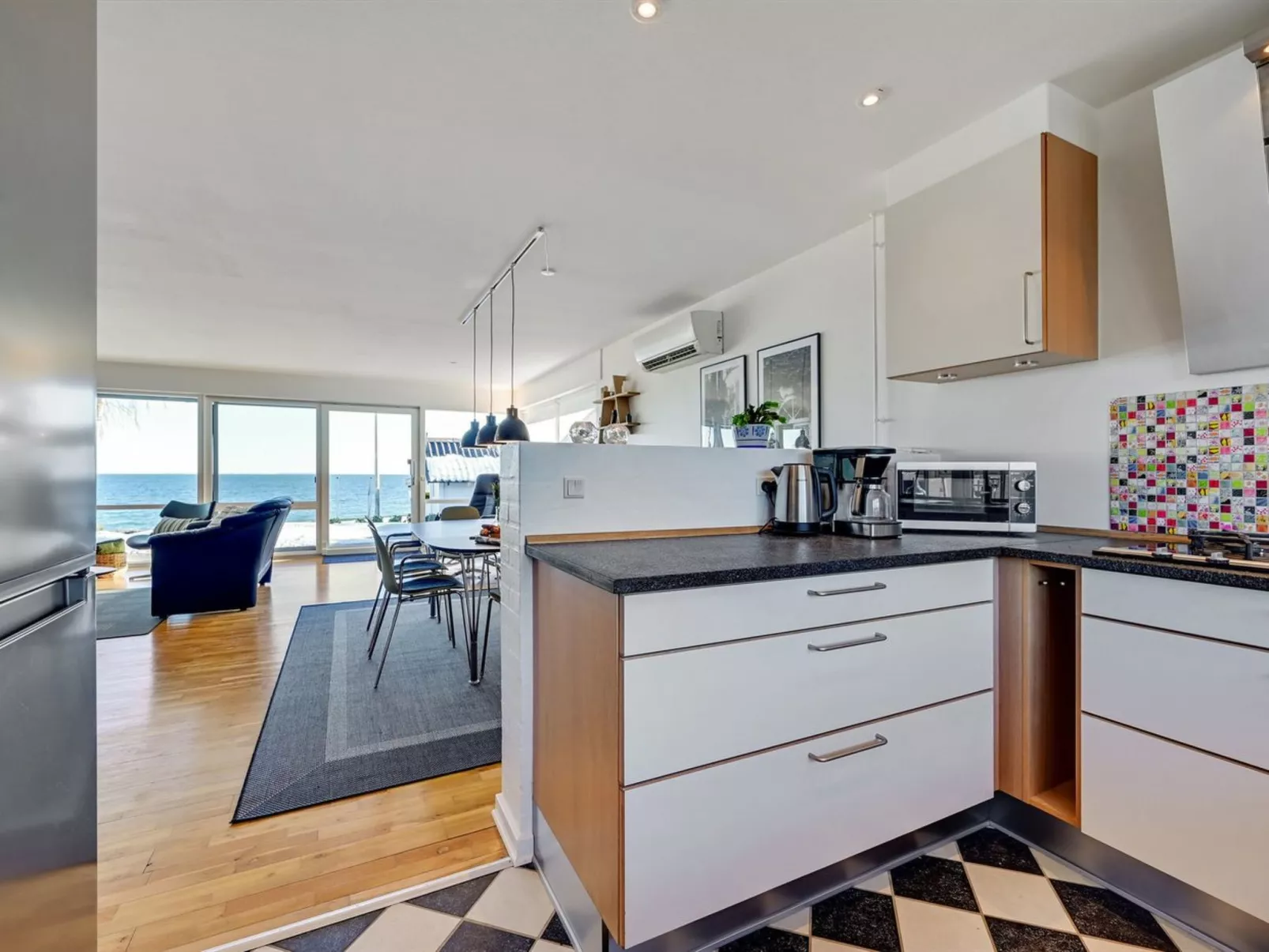 "Erok" - 100m from the sea-Buiten