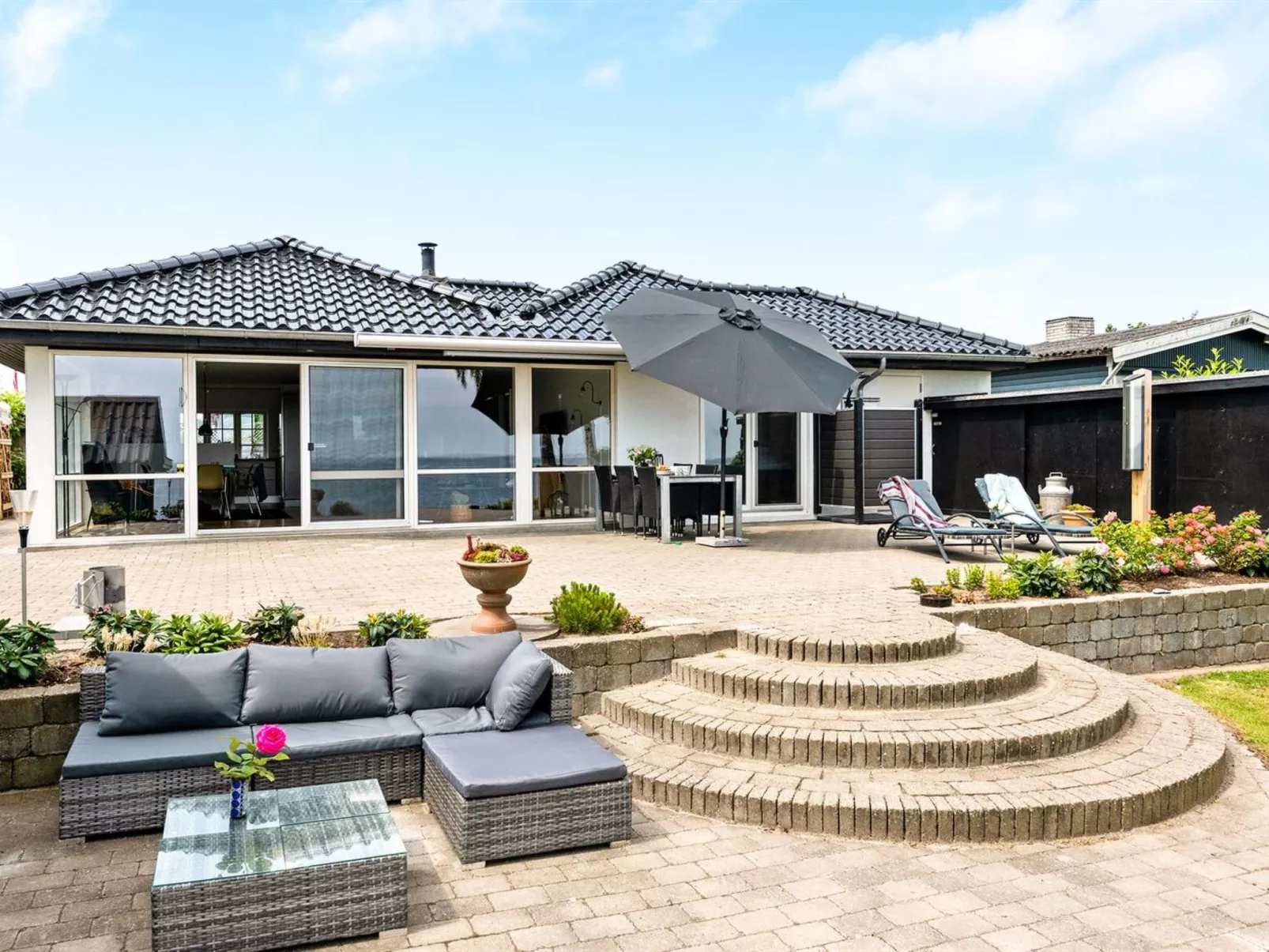 "Erok" - 100m from the sea-Buiten