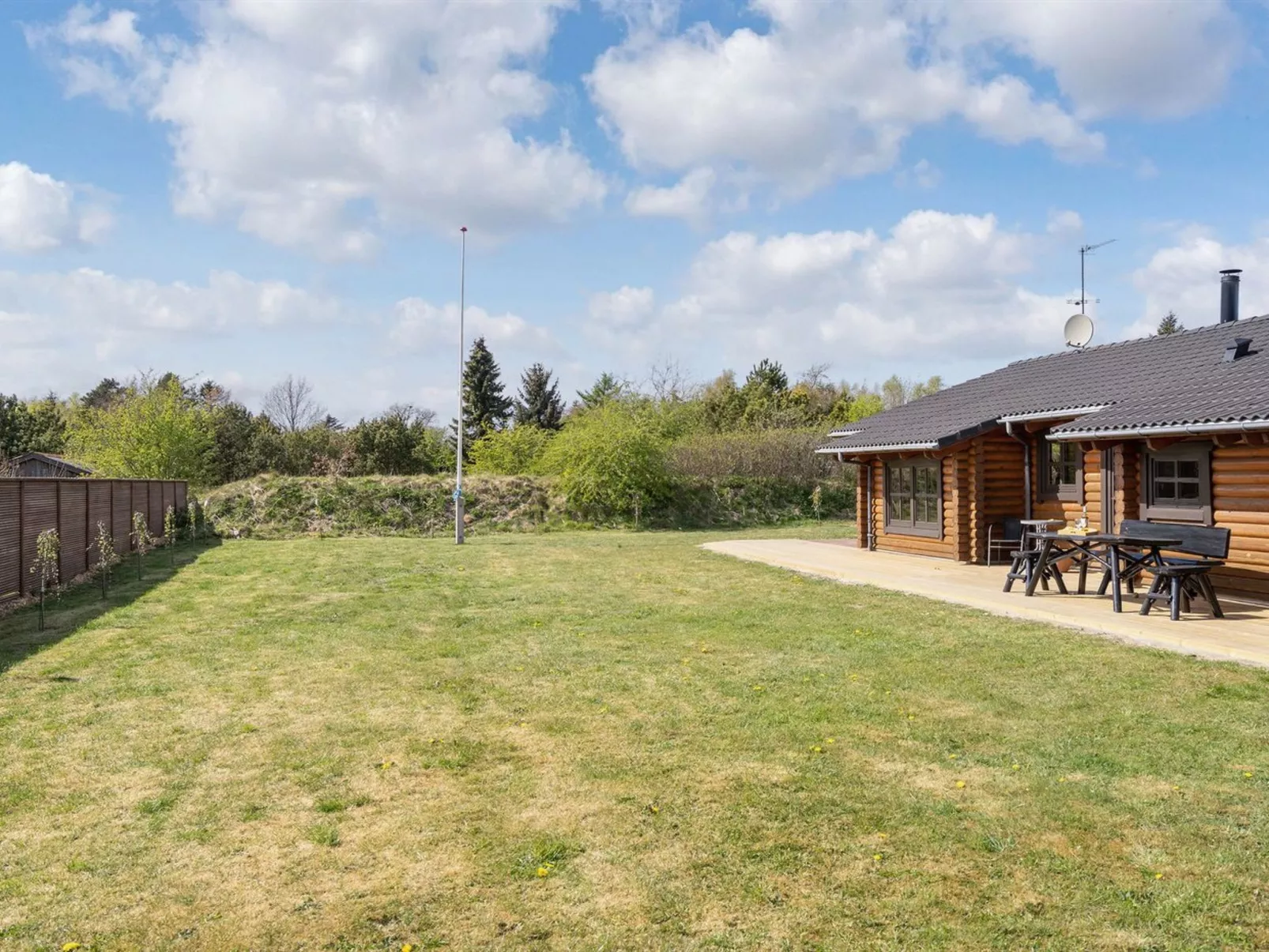"Heraldine" - all inclusive - 4km from the sea in NW Jutland-Buiten