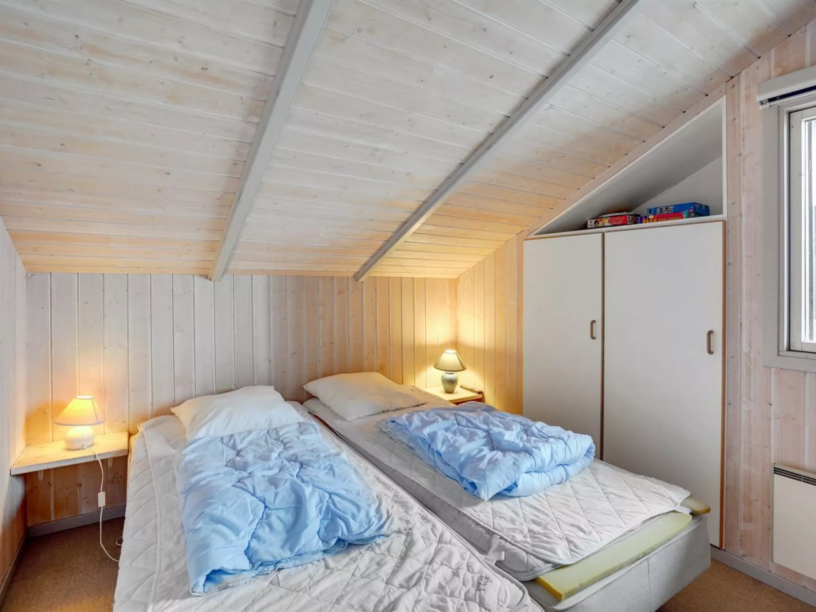 "Emund" - 900m from the sea-Binnen