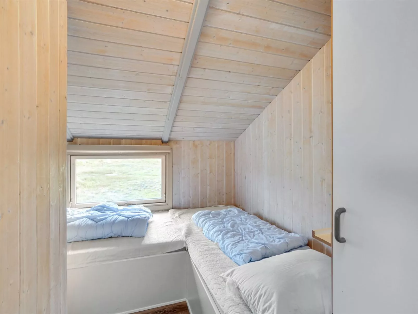 "Emund" - 900m from the sea-Binnen