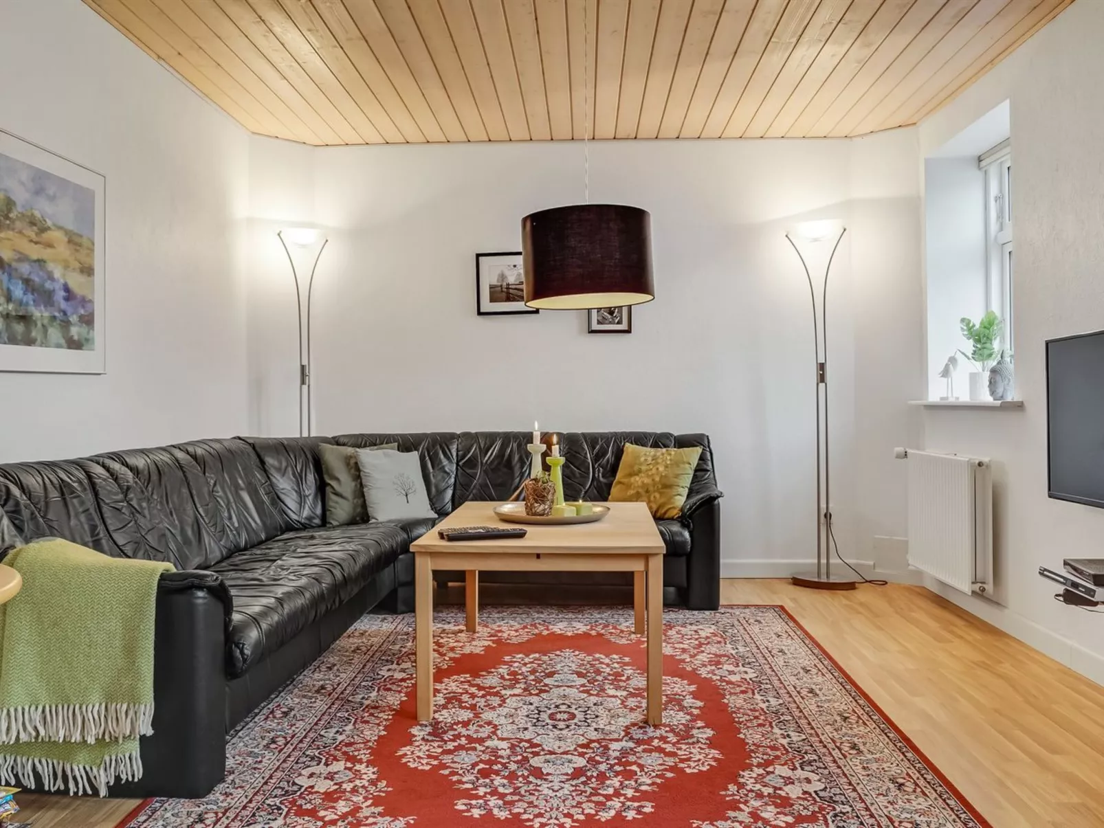 "Edine" - 4.5km from the sea-Binnen