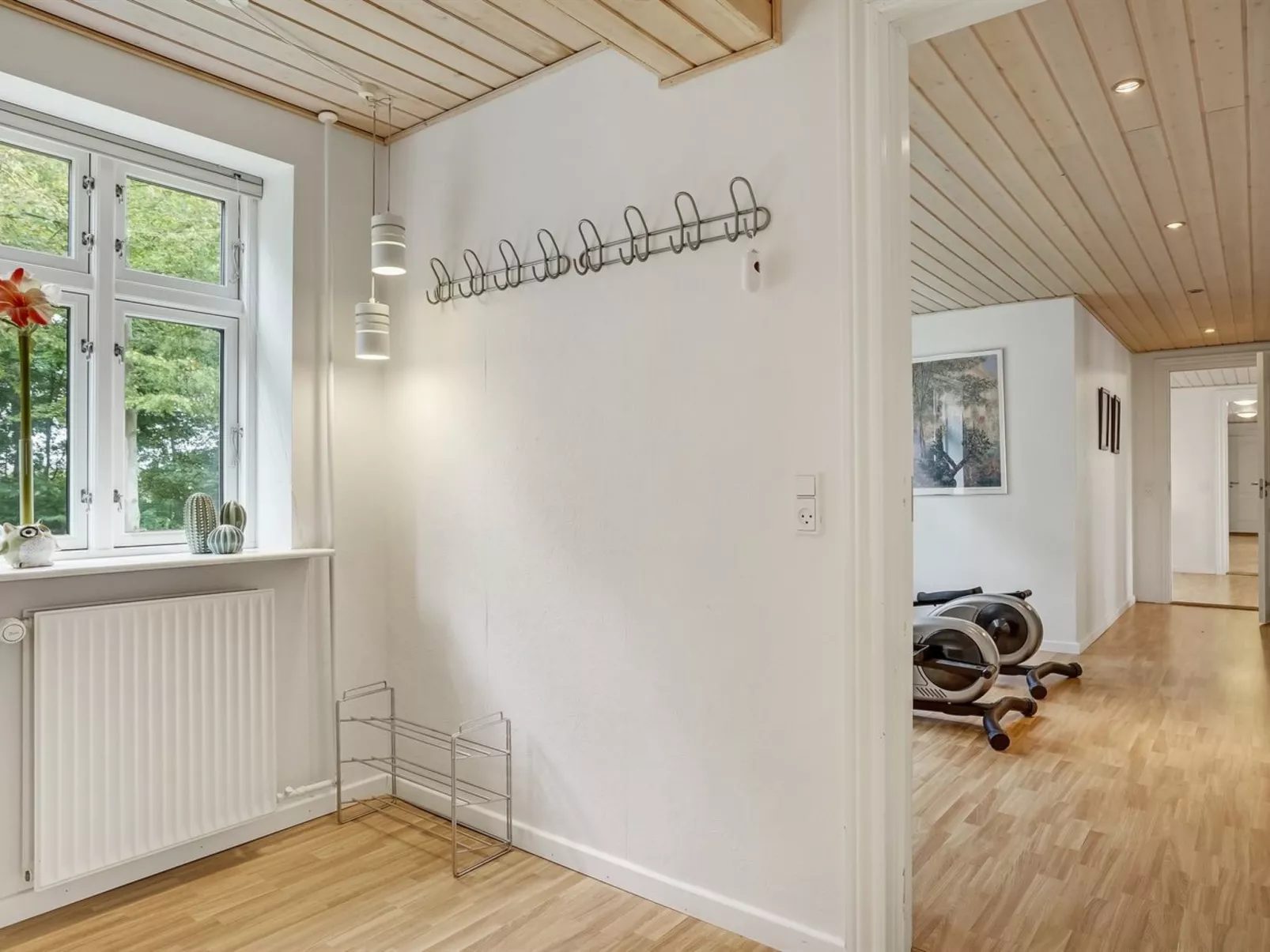 "Edine" - 4.5km from the sea-Binnen